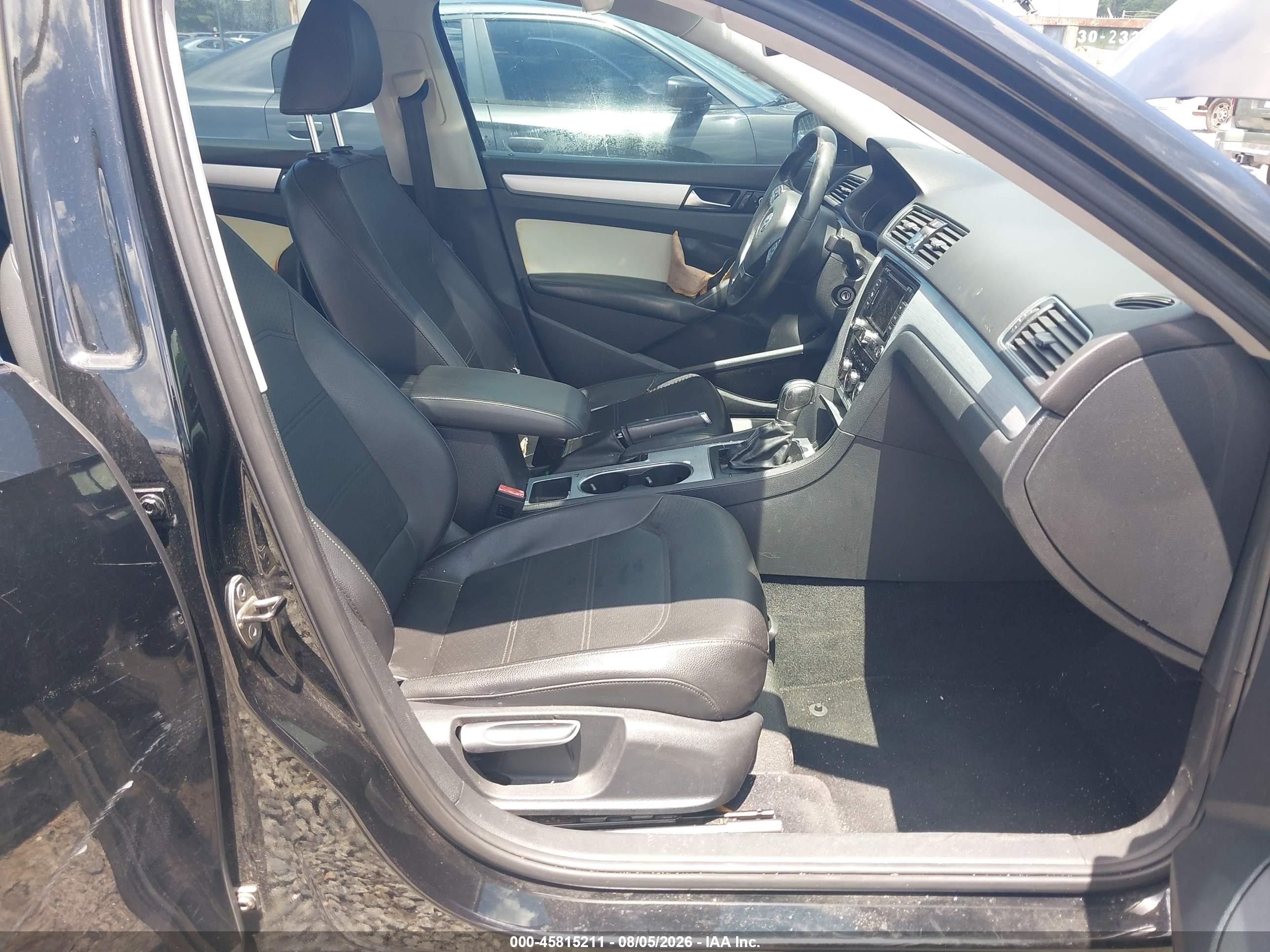 2013 Volkswagen Passat 2.5l Se Black vin: 1VWBH7A38DC079857