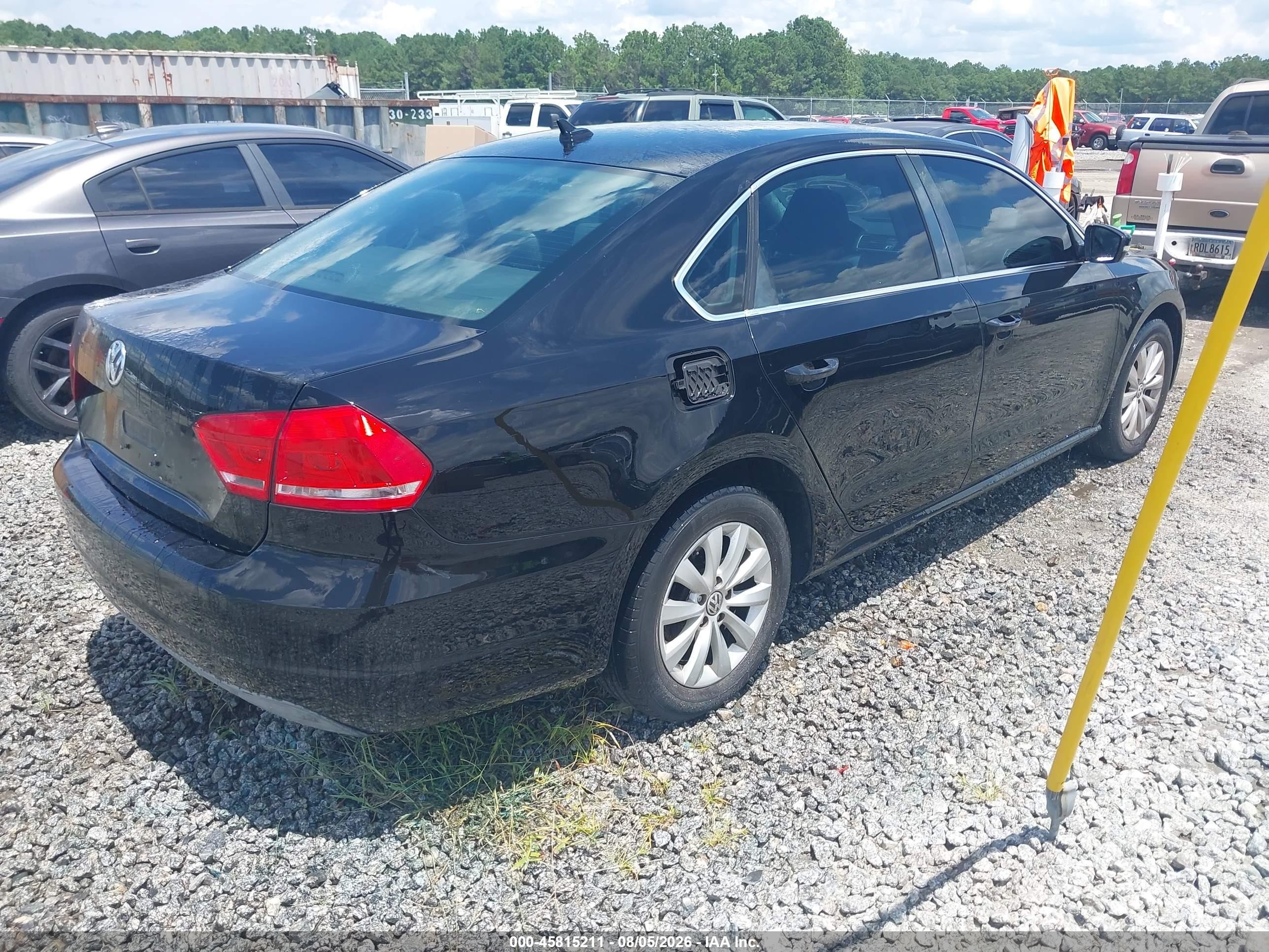 2013 Volkswagen Passat 2.5l Se Black vin: 1VWBH7A38DC079857