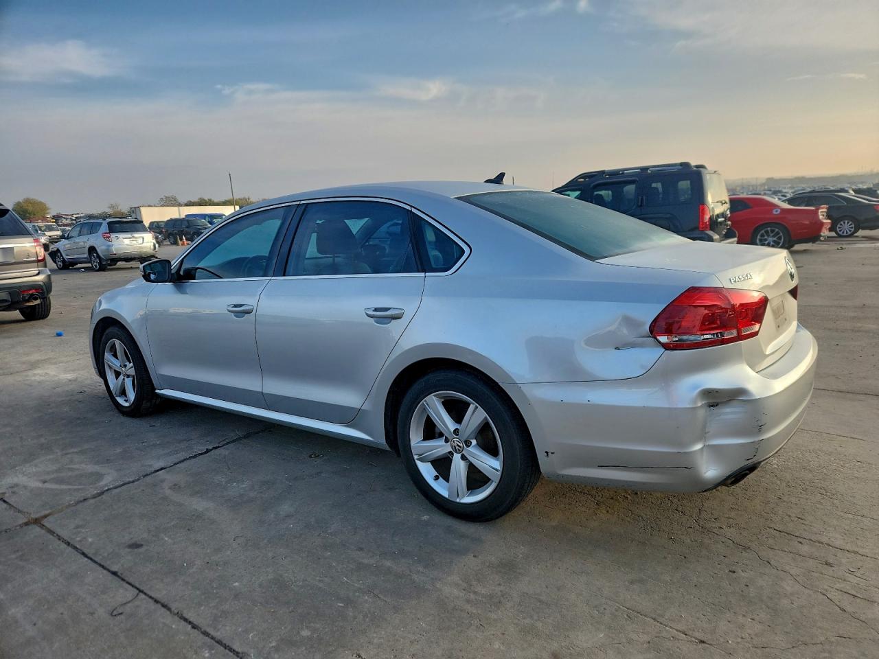 2013 Volkswagen Passat Se Silver vin: 1VWBH7A38DC130161
