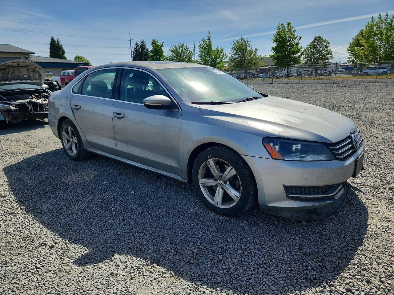 2012 Volkswagen Passat Se Серебряный vin: 1VWBH7A39CC027927