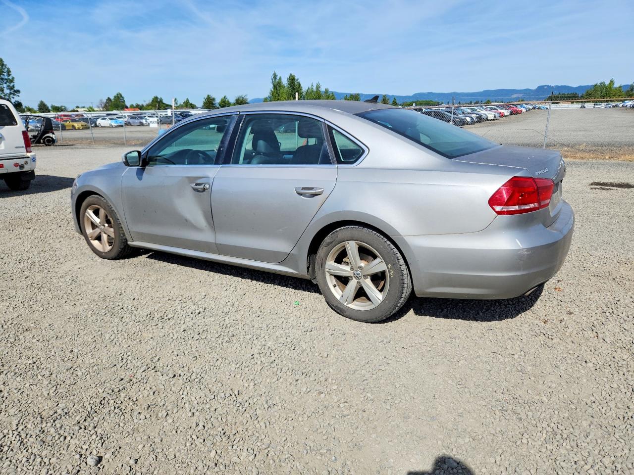 2012 Volkswagen Passat Se Серебряный vin: 1VWBH7A39CC027927