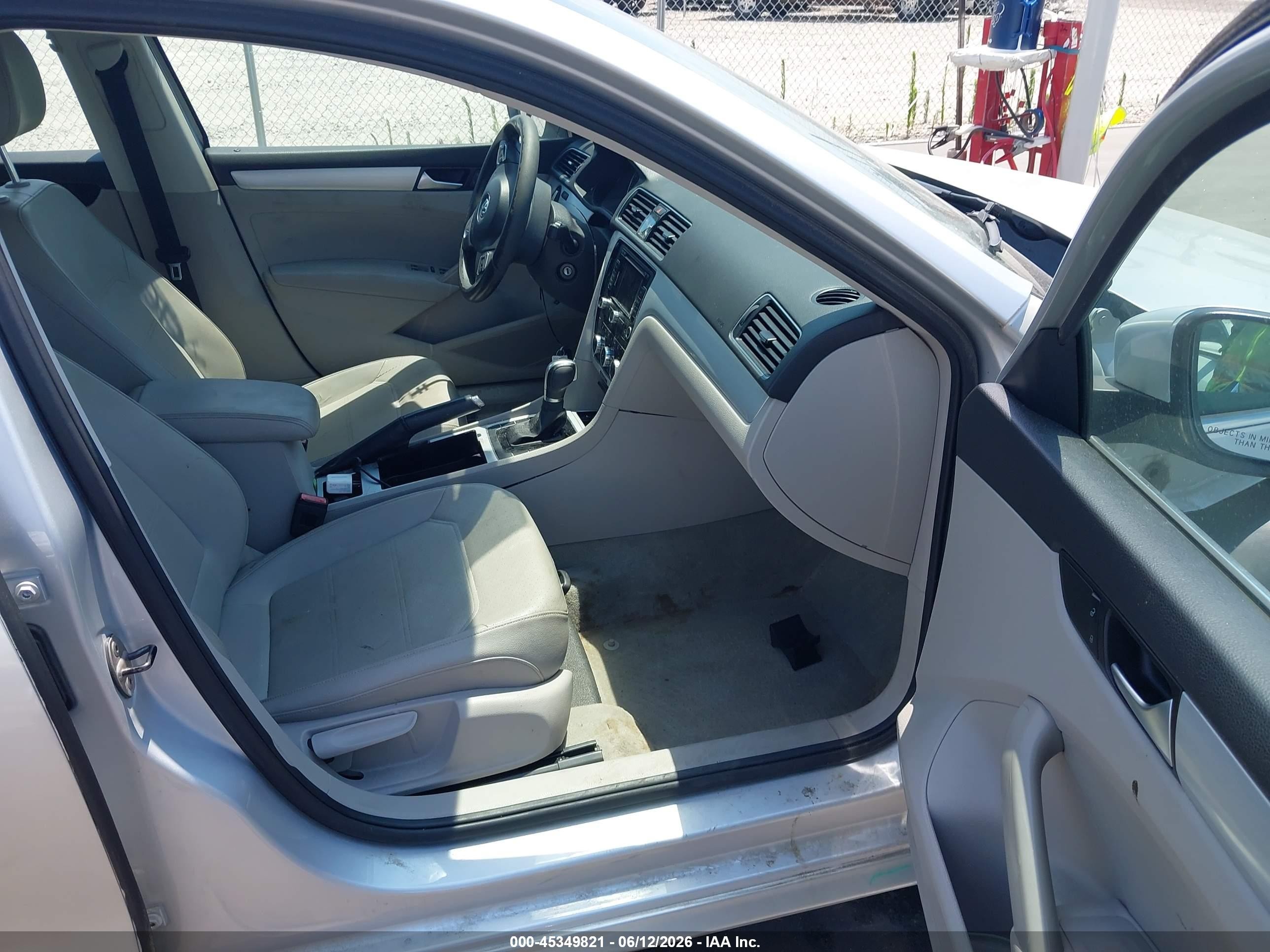 2012 Volkswagen Passat 2.5l Se Gray vin: 1VWBH7A39CC050253
