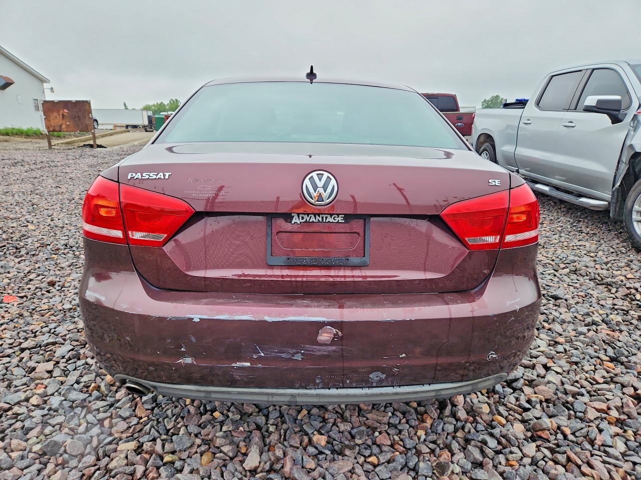 2012 Volkswagen Passat Se Burgundy vin: 1VWBH7A39CC051368