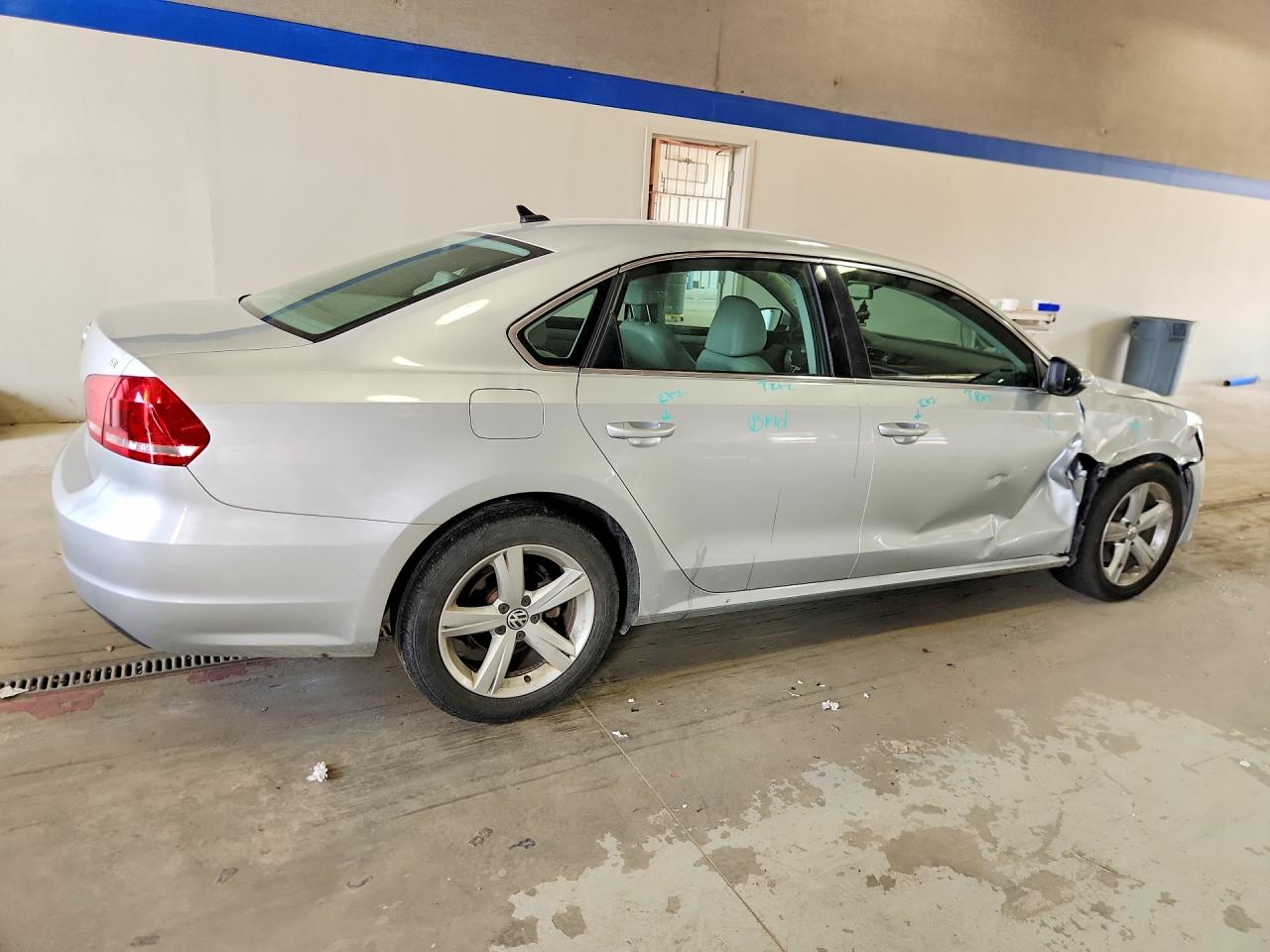 2012 Volkswagen Passat Se Silver vin: 1VWBH7A39CC081132
