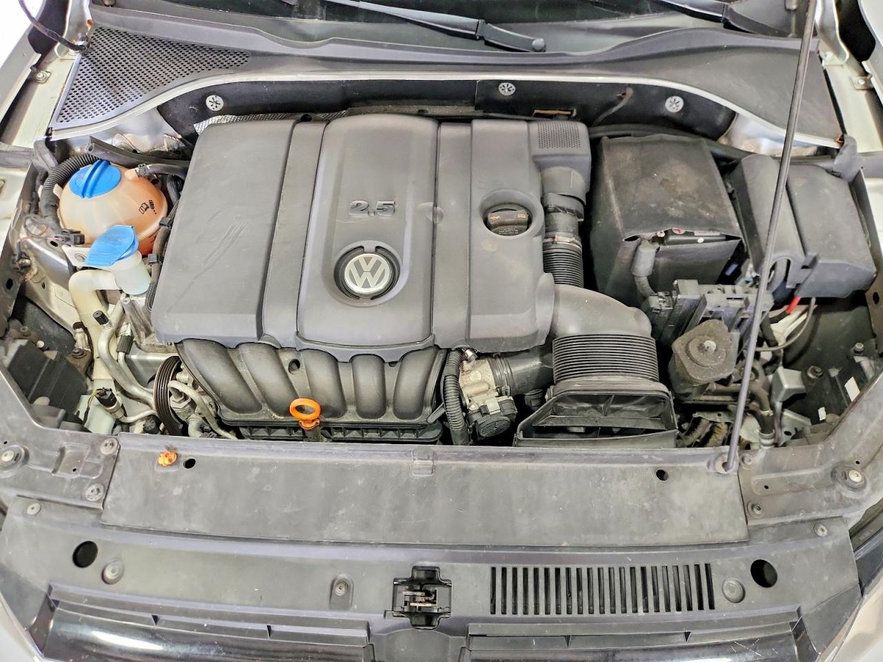 2012 Volkswagen Passat Se Silver vin: 1VWBH7A39CC081132