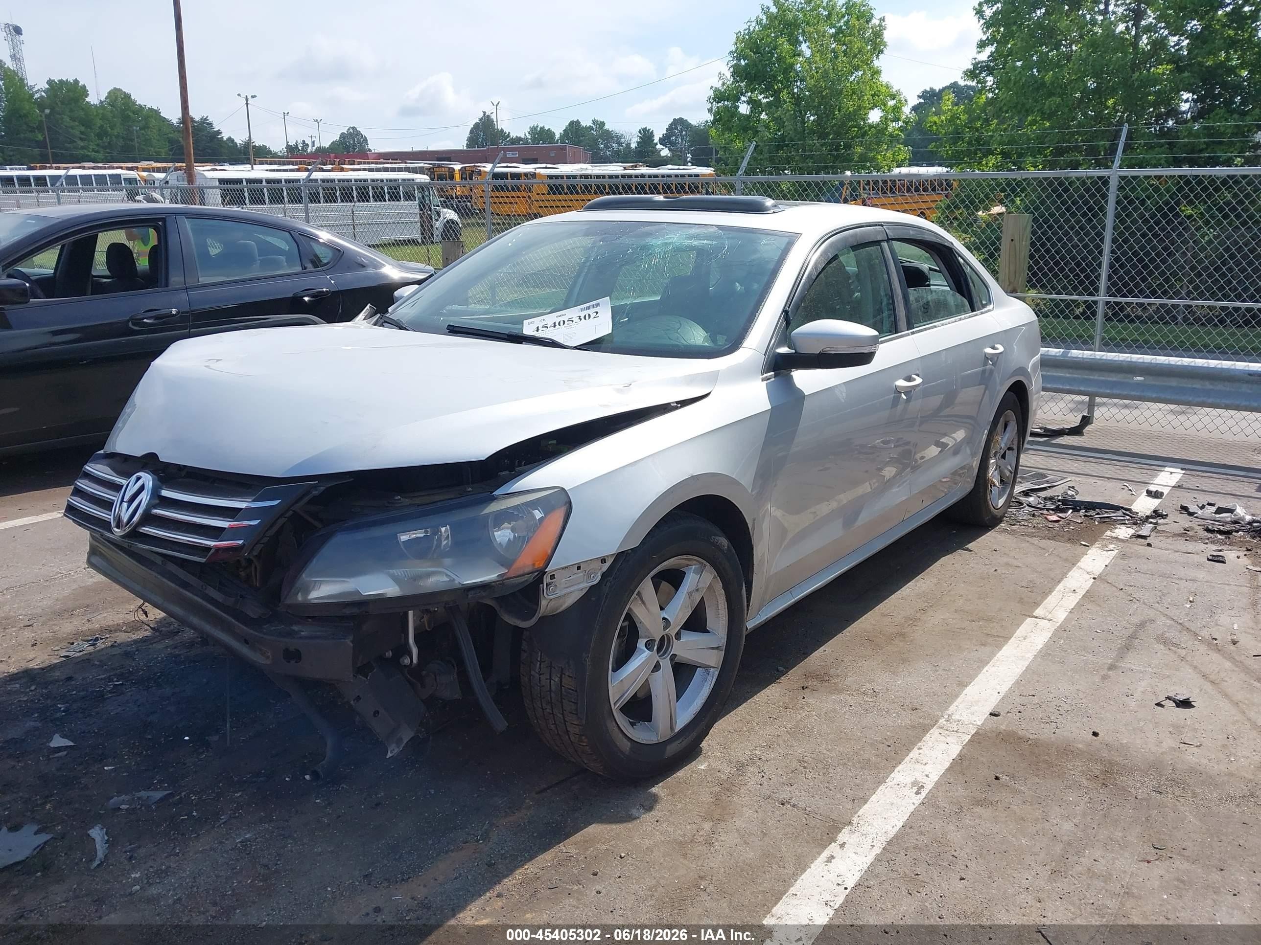2012 Volkswagen Passat 2.5l Se Silver vin: 1VWBH7A39CC104313