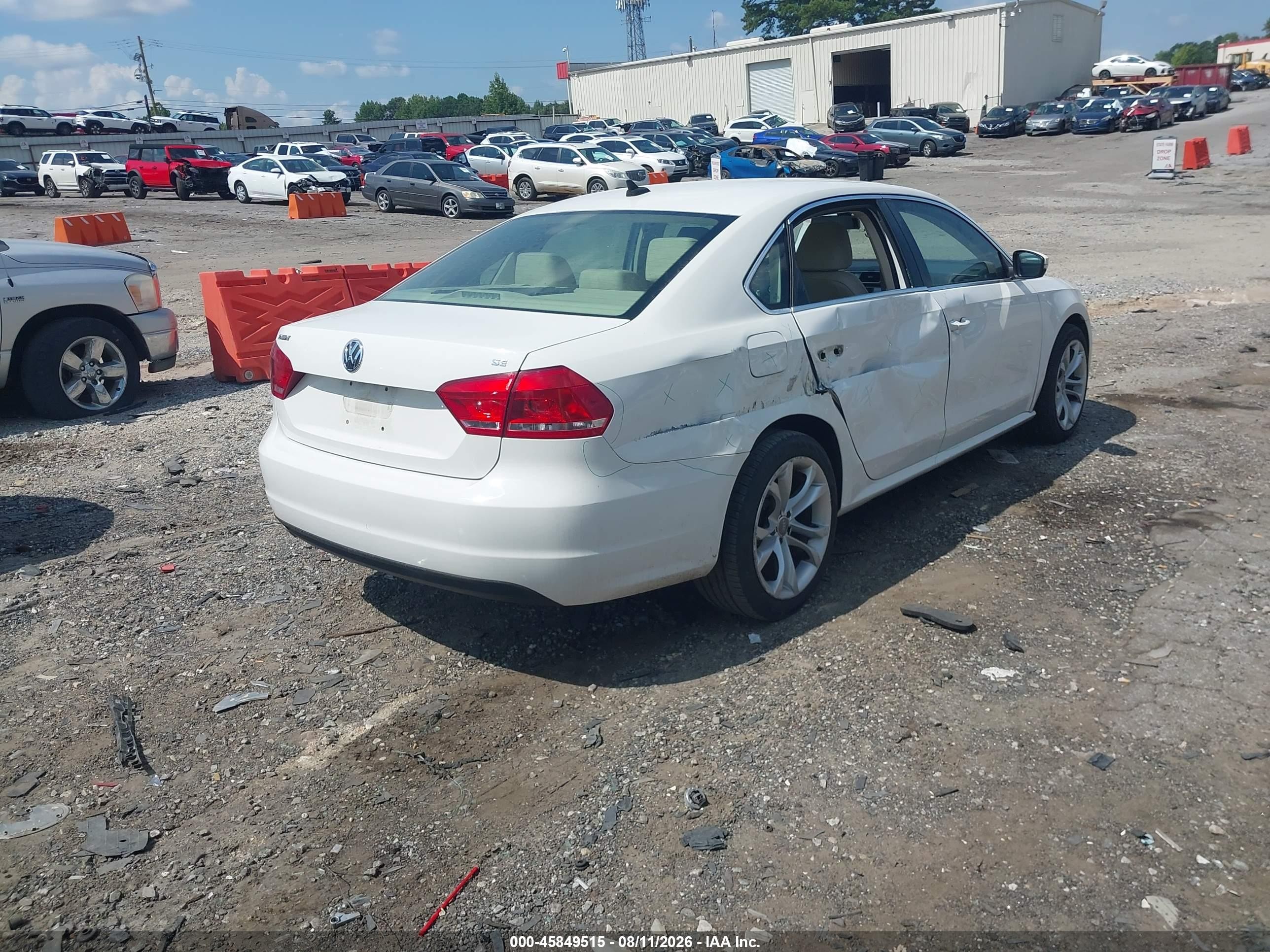 2013 Volkswagen Passat 2.5l Se White vin: 1VWBH7A39DC077261