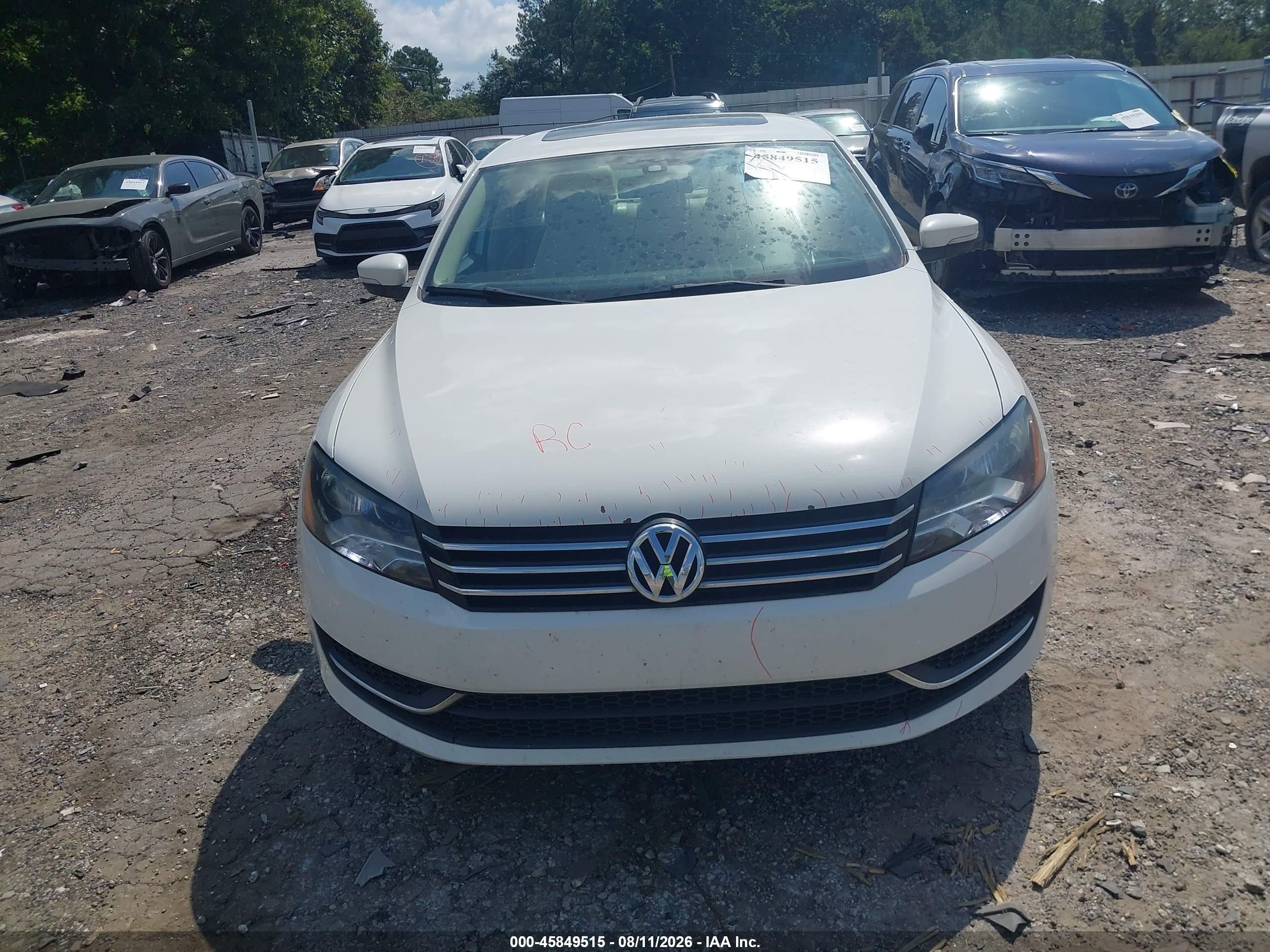 2013 Volkswagen Passat 2.5l Se White vin: 1VWBH7A39DC077261