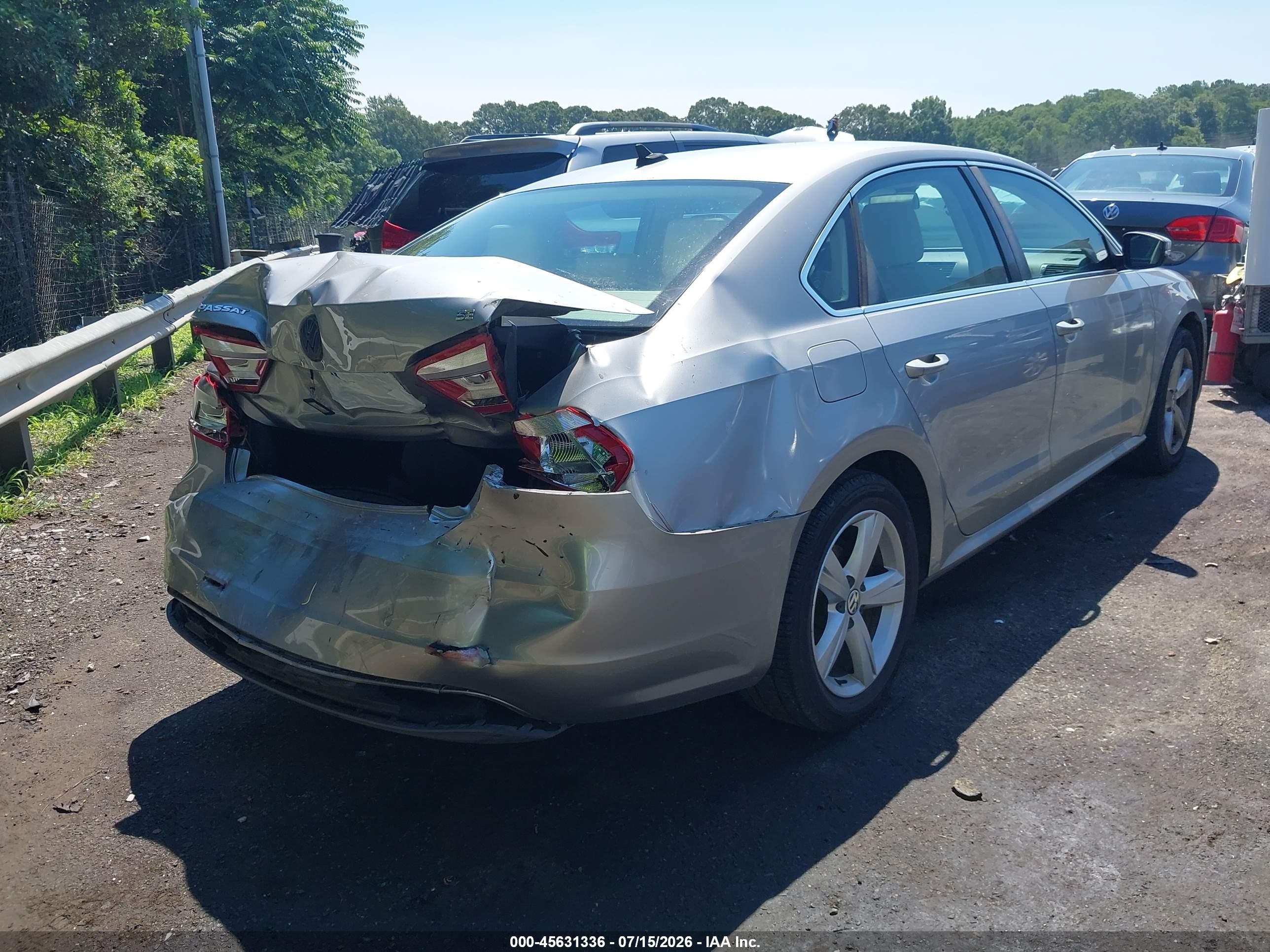 2013 Volkswagen Passat 2.5l Se Silver vin: 1VWBH7A39DC084842