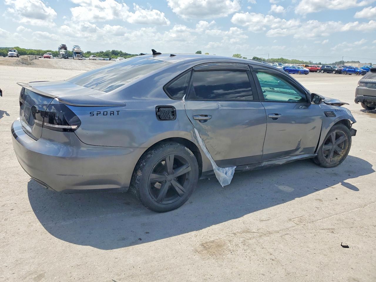 2012 Volkswagen Passat Se Gray vin: 1VWBH7A3XCC053064