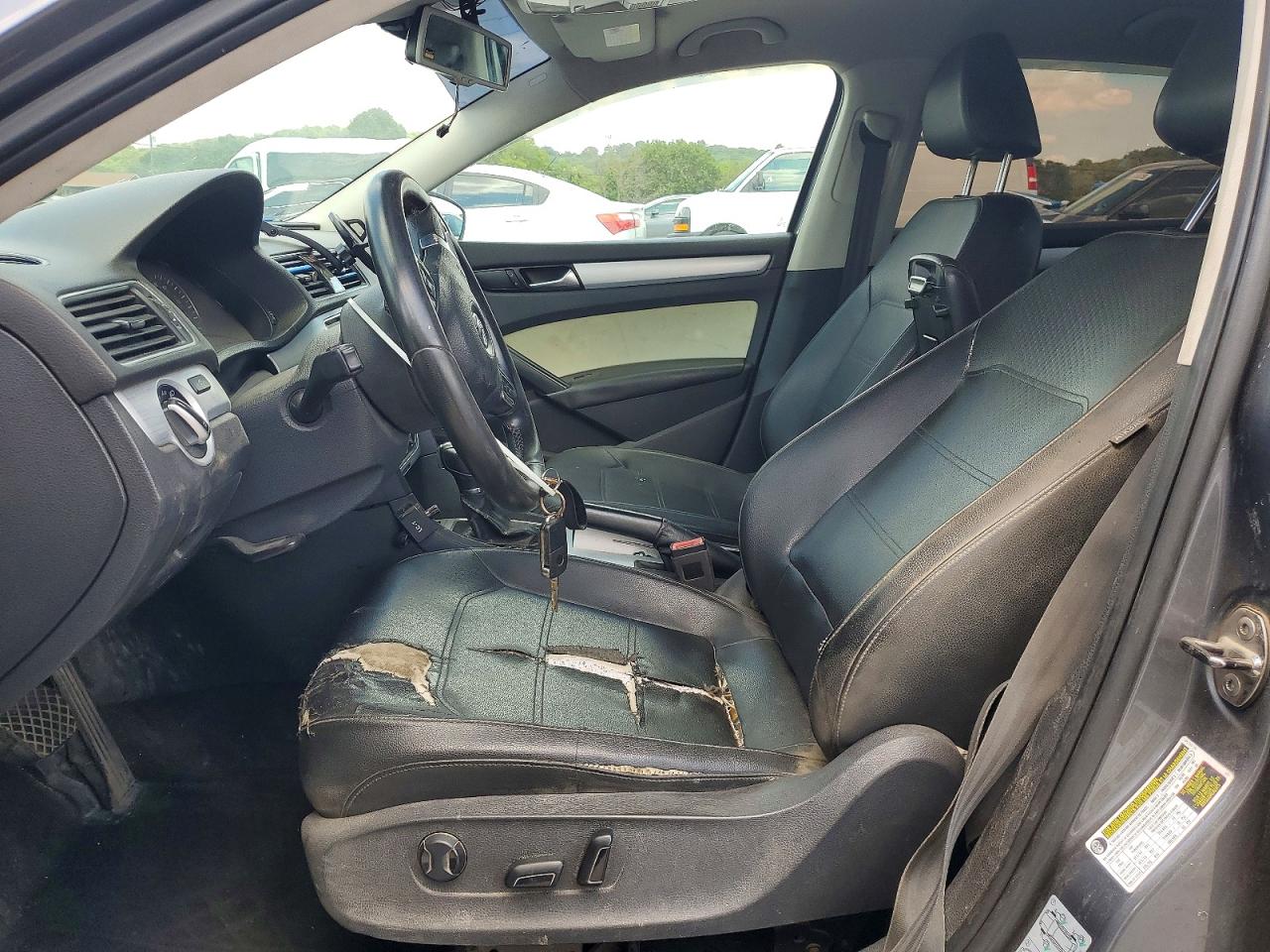2012 Volkswagen Passat Se Gray vin: 1VWBH7A3XCC053064