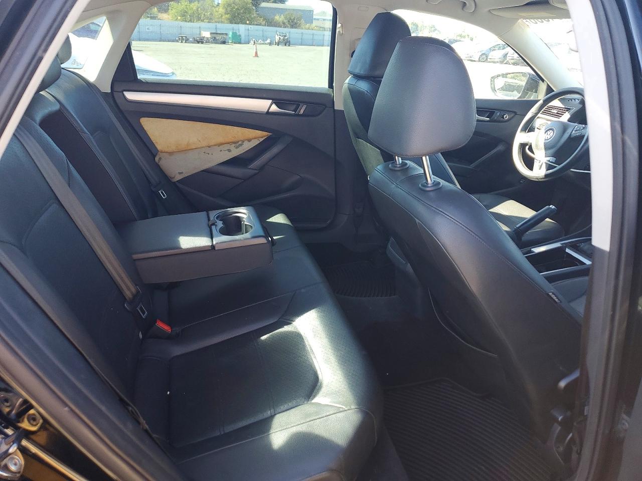 2012 Volkswagen Passat Se Black vin: 1VWBH7A3XCC081866