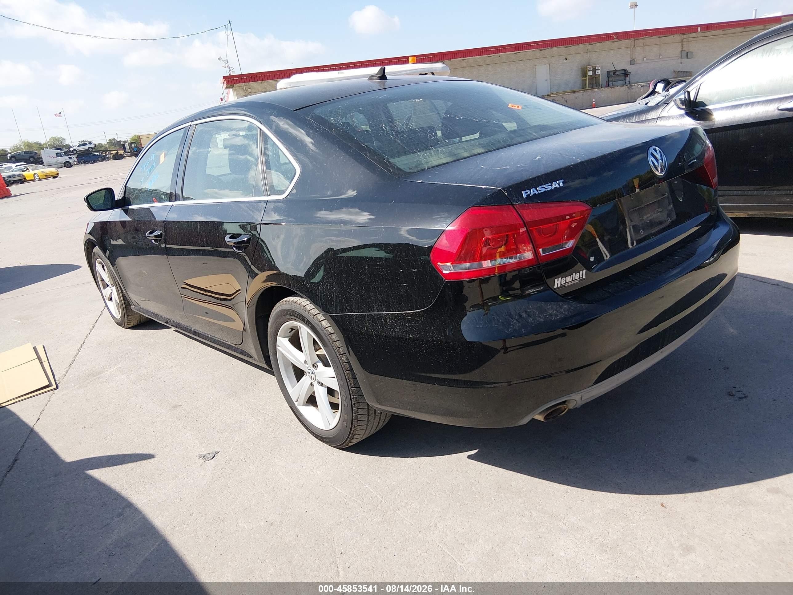 2013 Volkswagen Passat 2.5l Se Black vin: 1VWBH7A3XDC010863