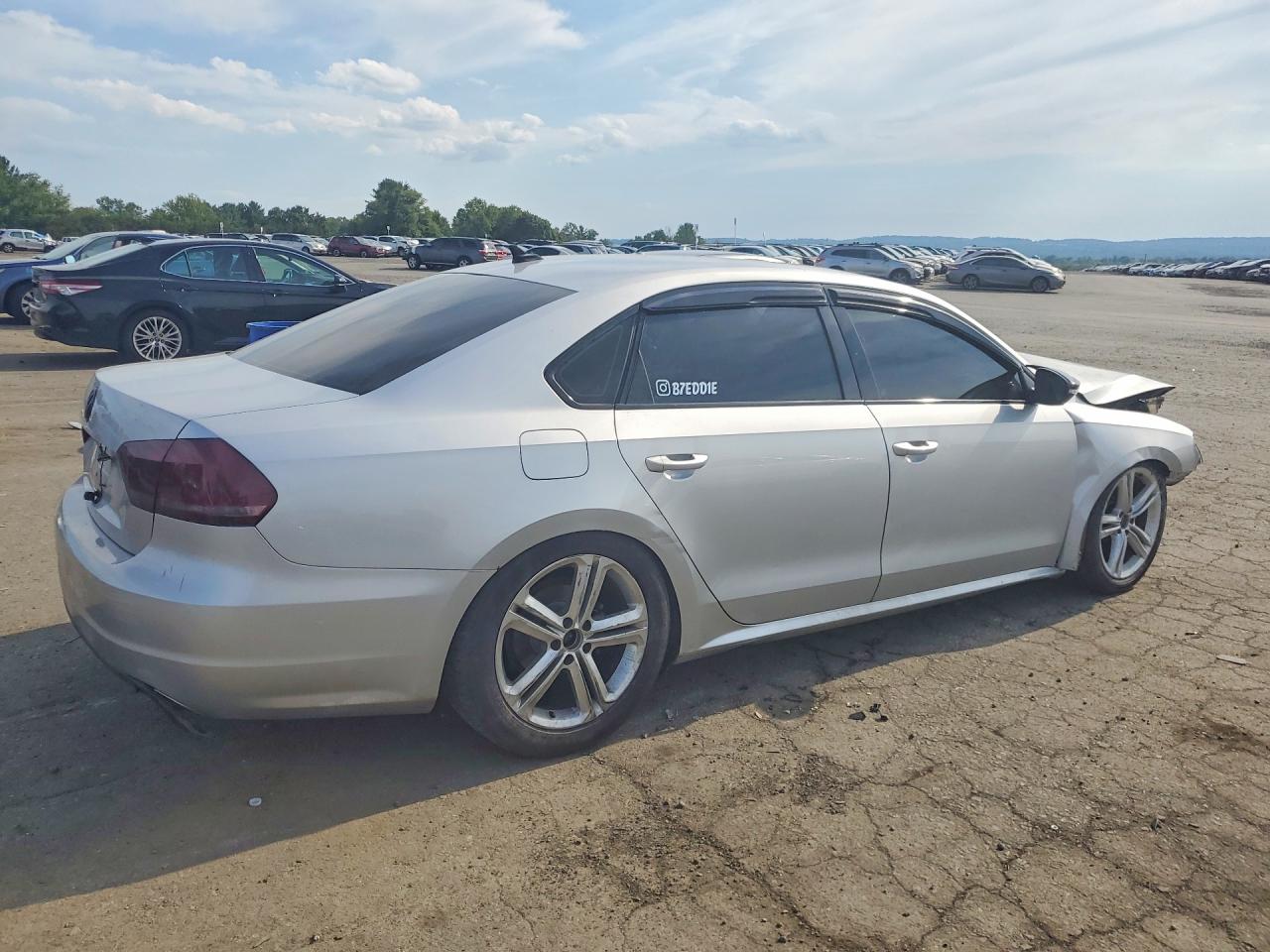 2012 Volkswagen Passat Se Silver vin: 1VWBM7A32CC024248