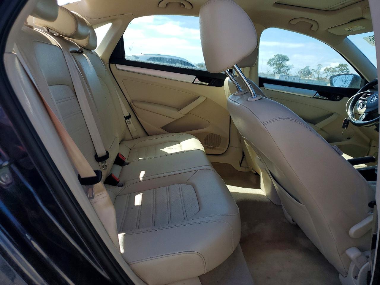 2012 Volkswagen Passat Se Blue vin: 1VWBM7A32CC088628