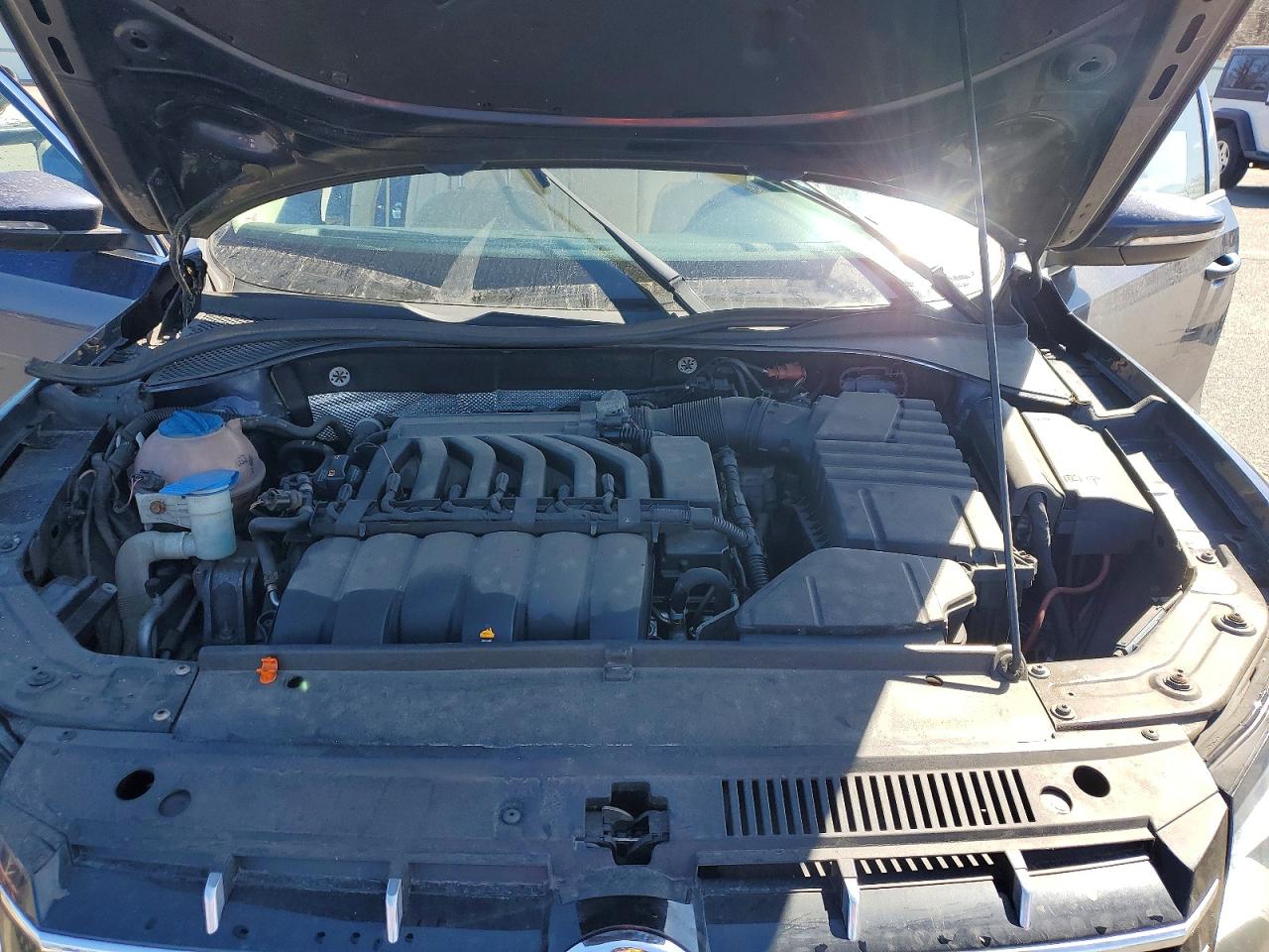 2012 Volkswagen Passat Se Blue vin: 1VWBM7A32CC088628