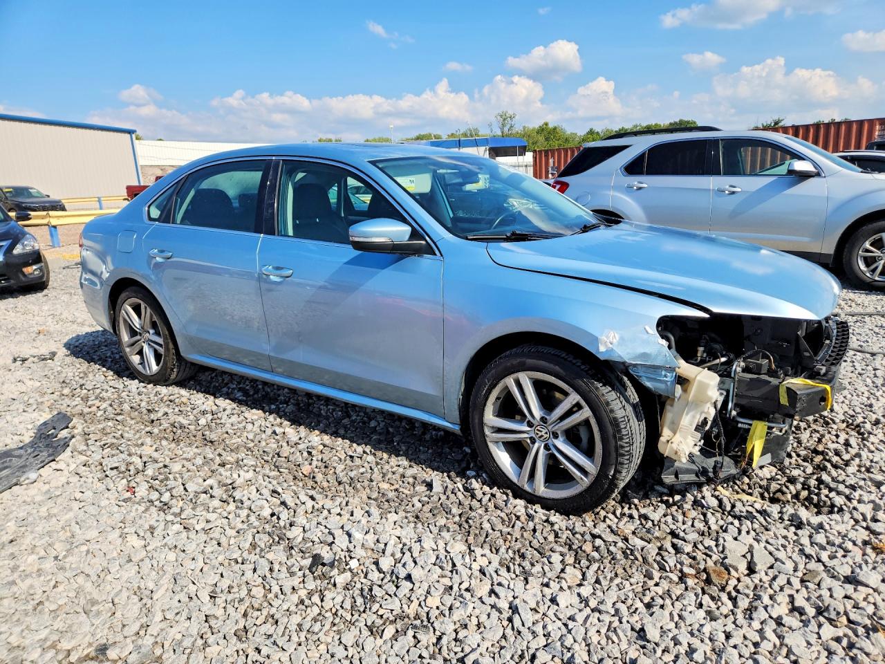 2013 Volkswagen Passat Se Blue vin: 1VWBM7A32DC051919