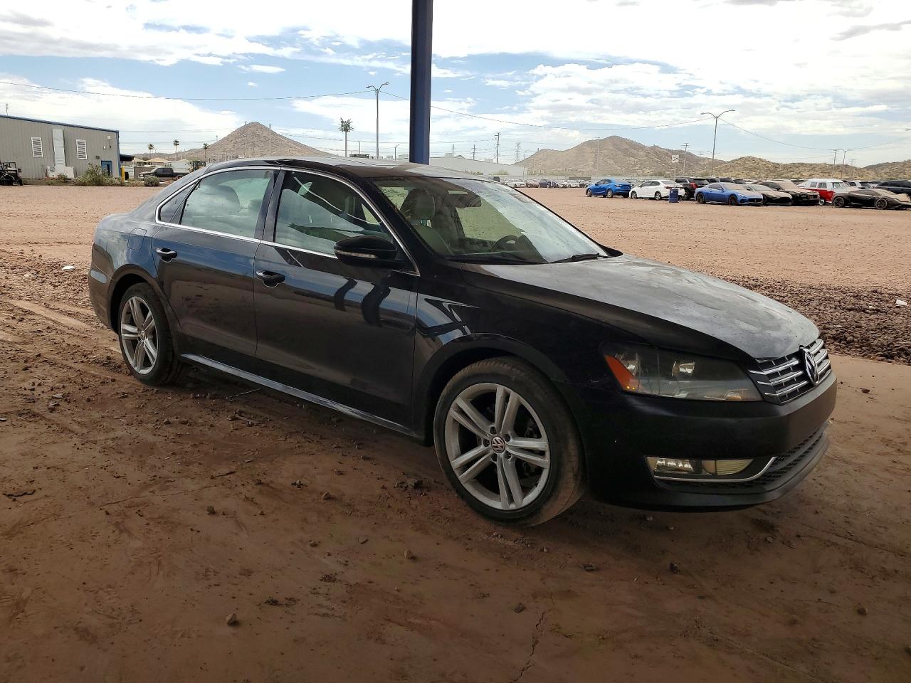 2012 Volkswagen Passat Se Черный vin: 1VWBM7A35CC030481