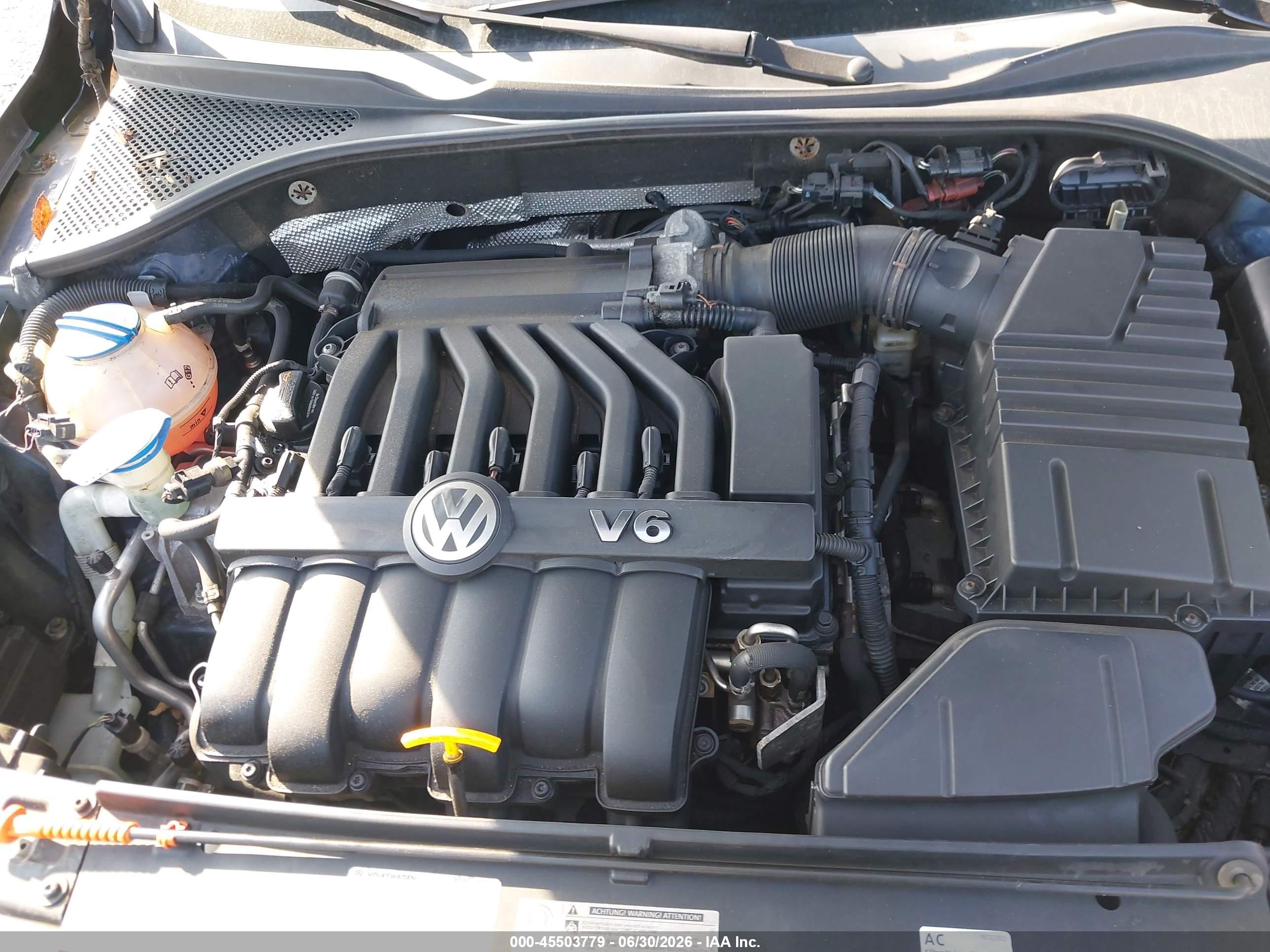 2012 Volkswagen Passat 3.6l V6 Se Dark Blue vin: 1VWBM7A35CC042744