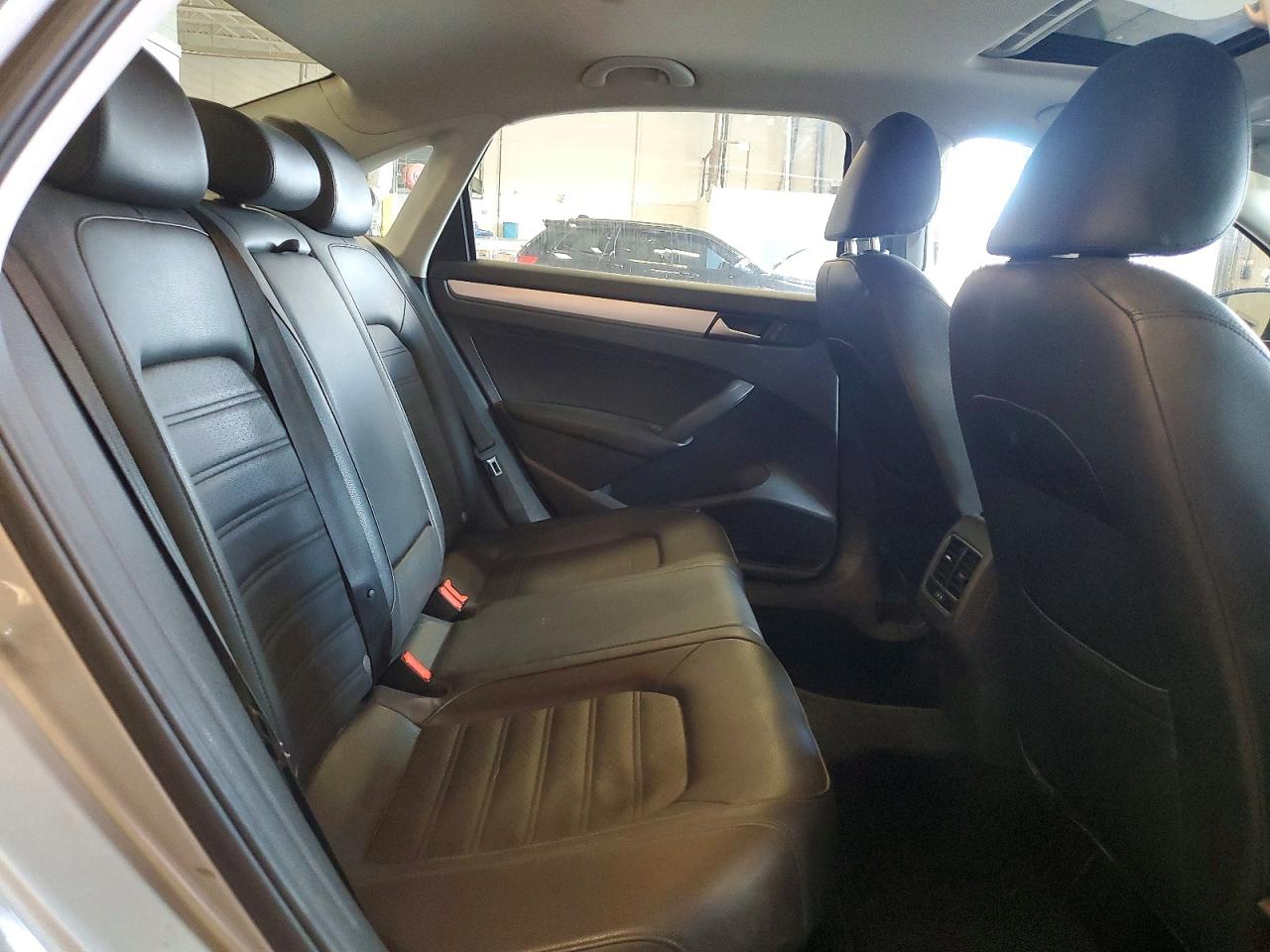 2013 Volkswagen Passat Se Silver vin: 1VWBM7A37DC017975