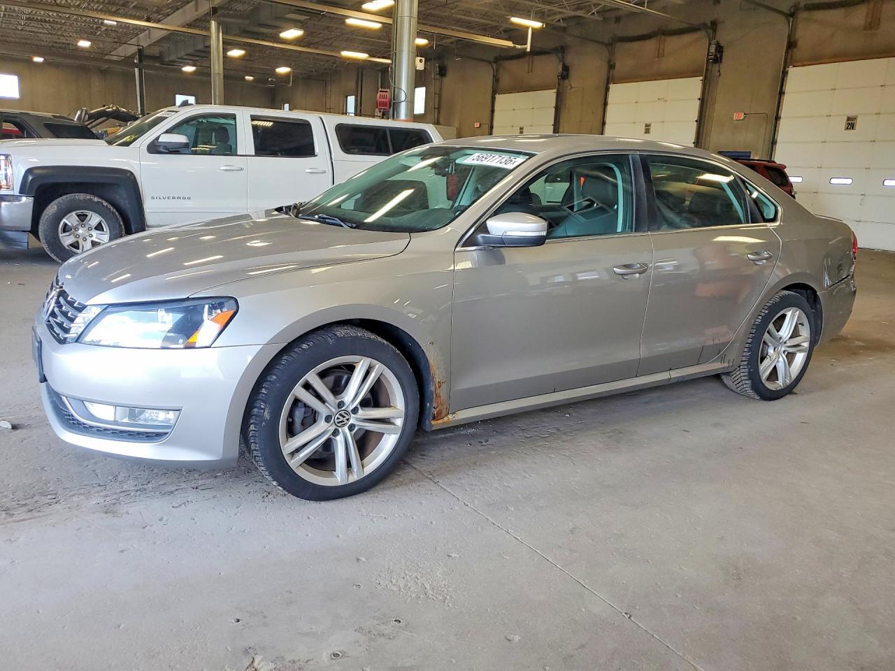 2013 Volkswagen Passat Se Silver vin: 1VWBM7A37DC017975