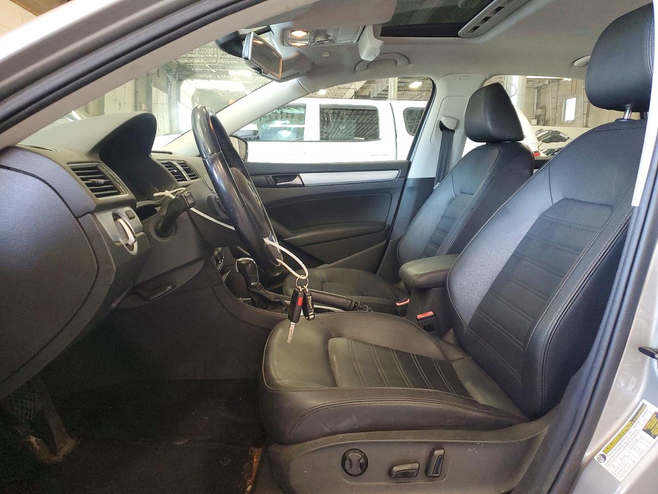 2013 Volkswagen Passat Se Silver vin: 1VWBM7A37DC017975