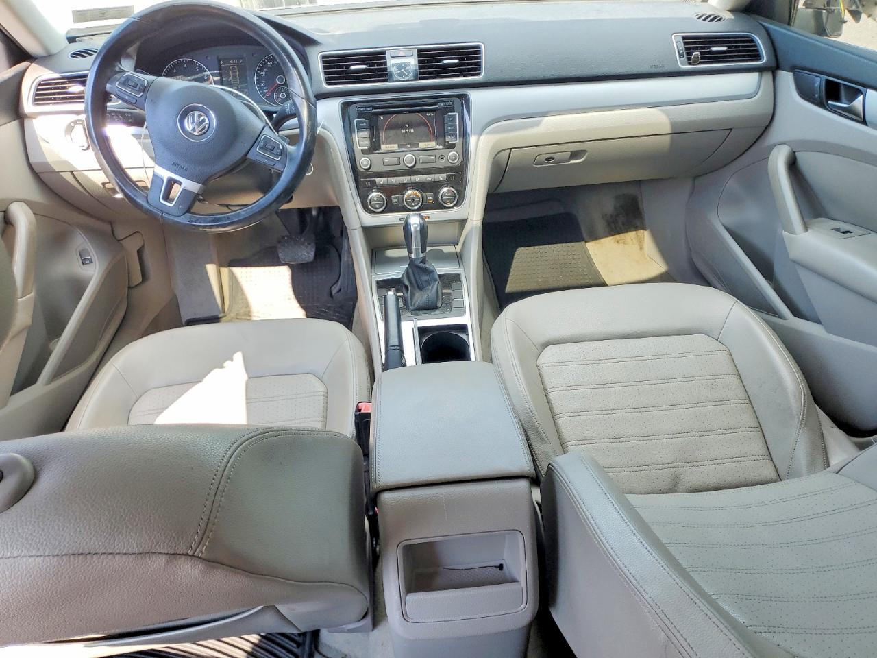 2012 Volkswagen Passat Se Gray vin: 1VWBM7A3XCC047275