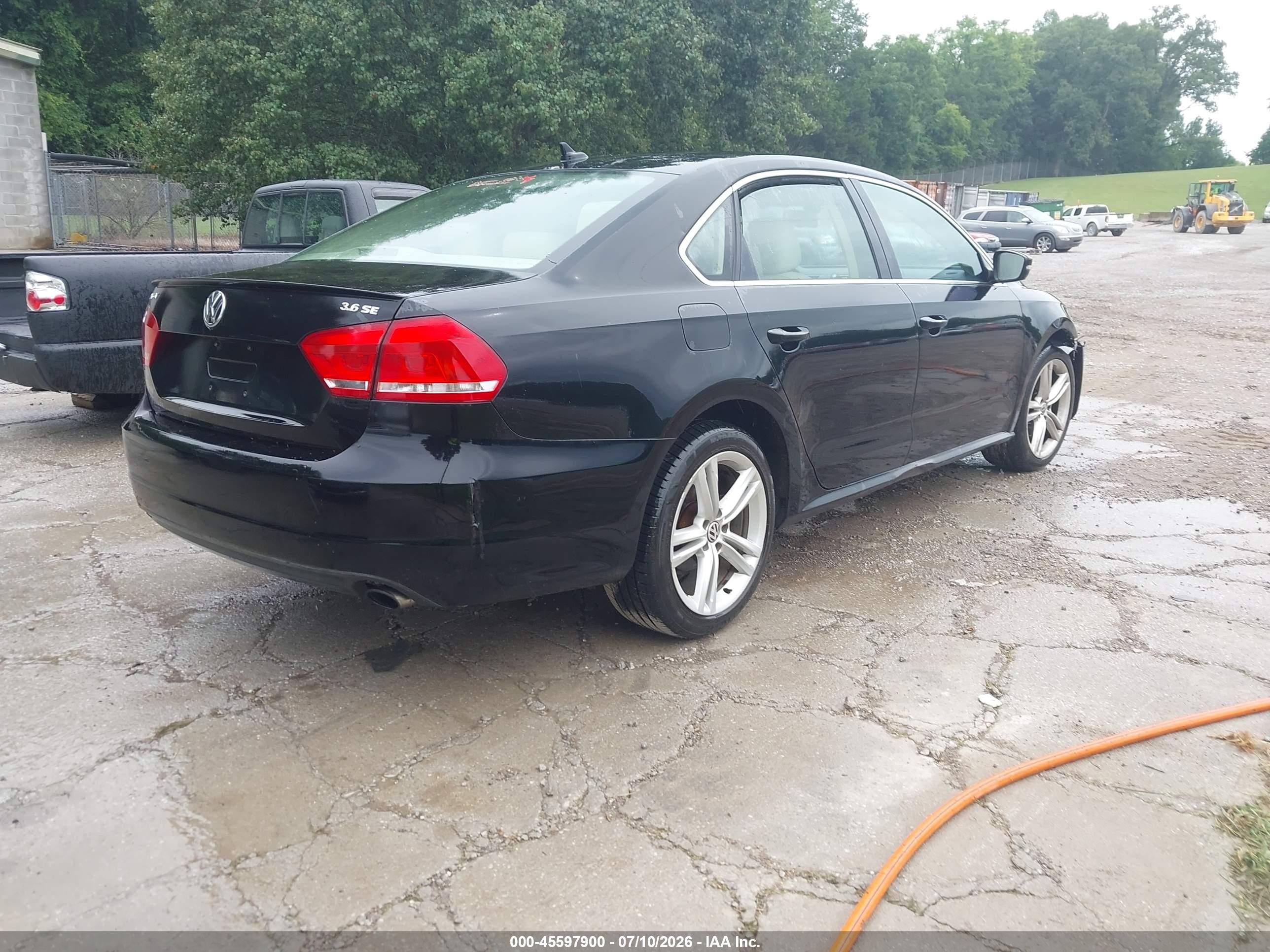 2012 Volkswagen Passat 3.6l V6 Se Черный vin: 1VWBM7A3XCC075688