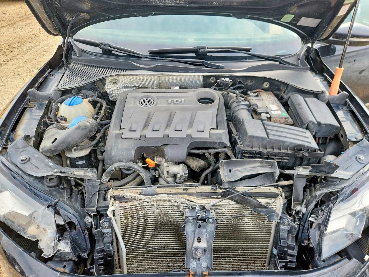 2013 Volkswagen Passat Se Black vin: 1VWBN7A30DC035344