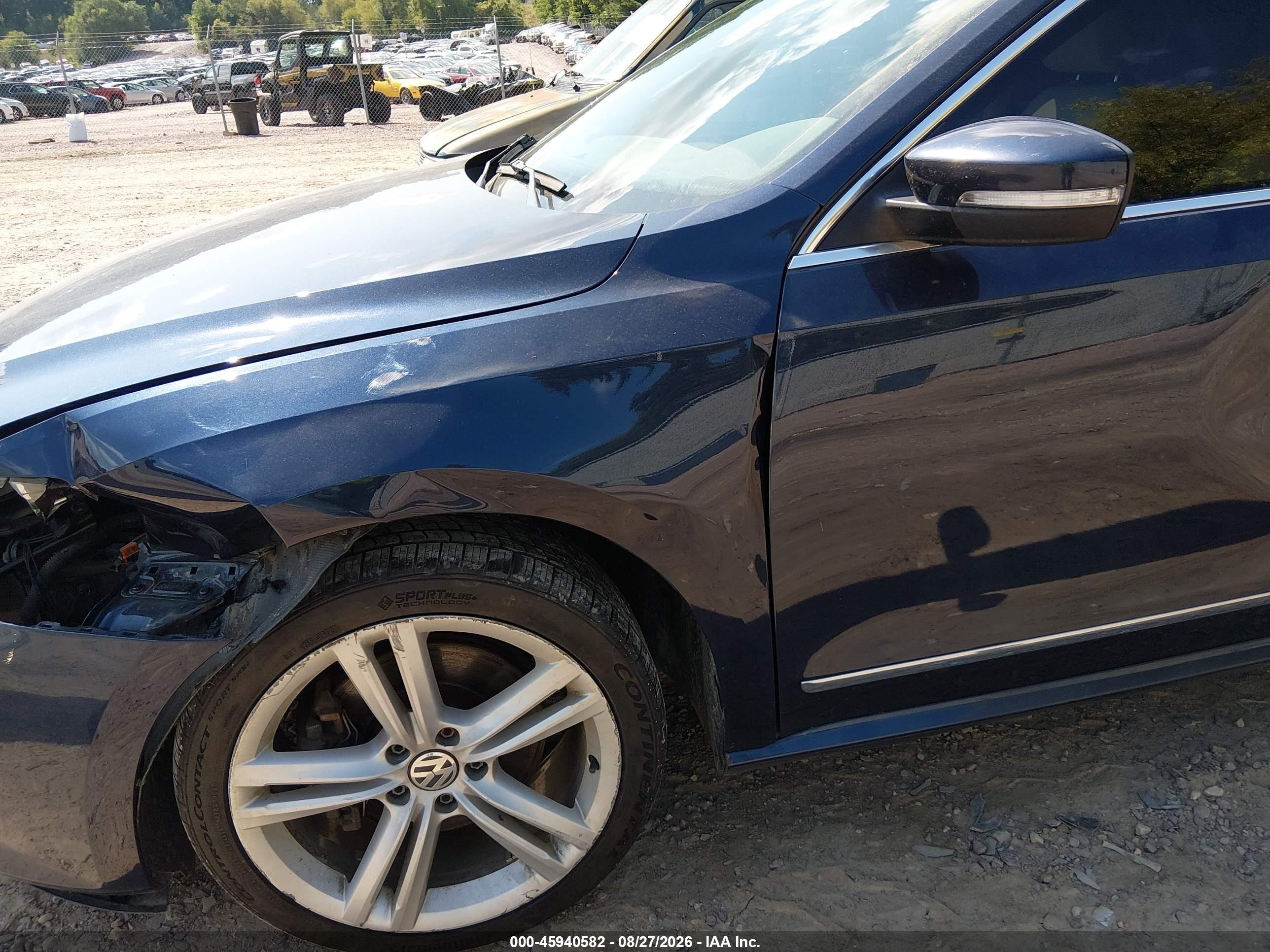 2013 Volkswagen Passat 2.0l Tdi Se Blue vin: 1VWBN7A30DC081465