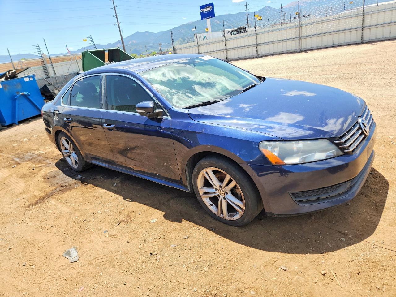 2014 Volkswagen Passat Se Blue vin: 1VWBN7A30EC001941