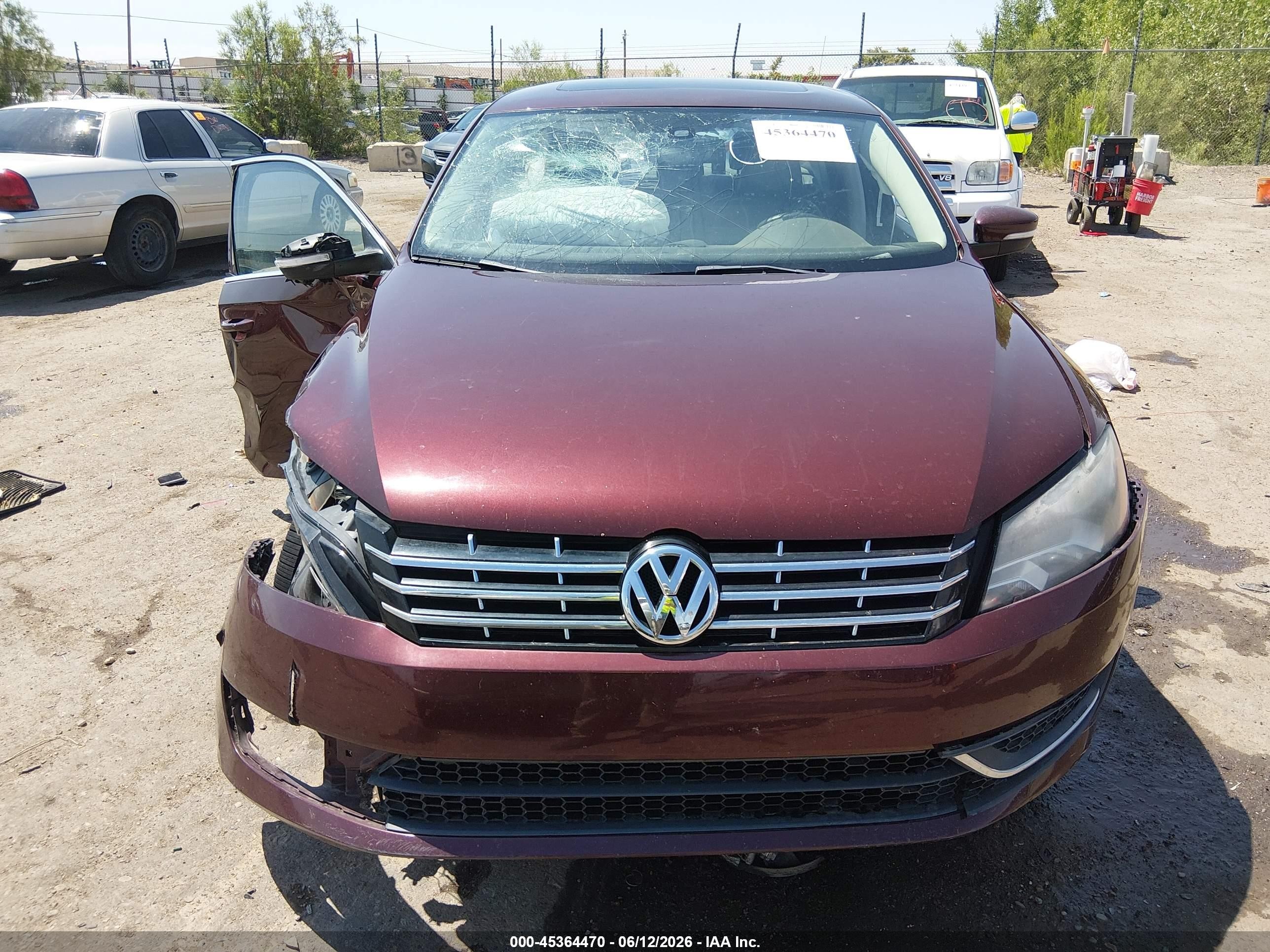 2014 Volkswagen Passat 2.0l Tdi Se Red vin: 1VWBN7A30EC072203