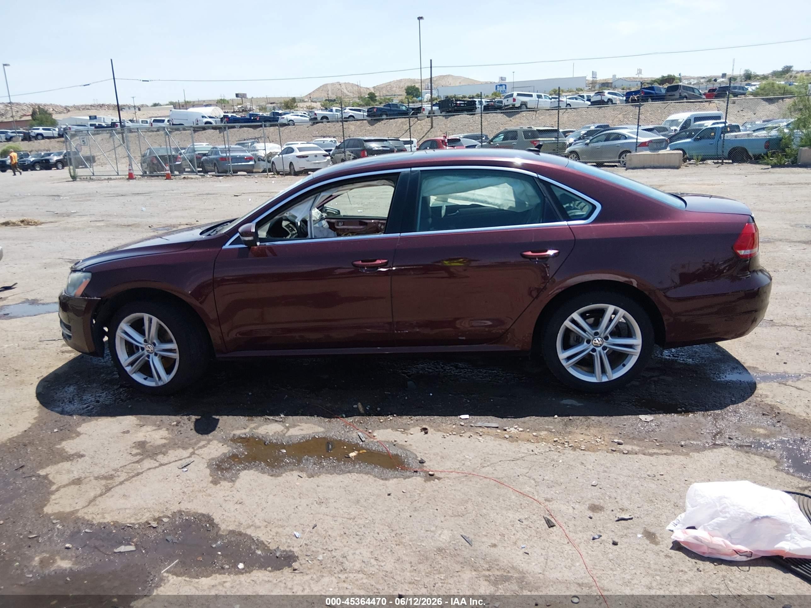 2014 Volkswagen Passat 2.0l Tdi Se Red vin: 1VWBN7A30EC072203
