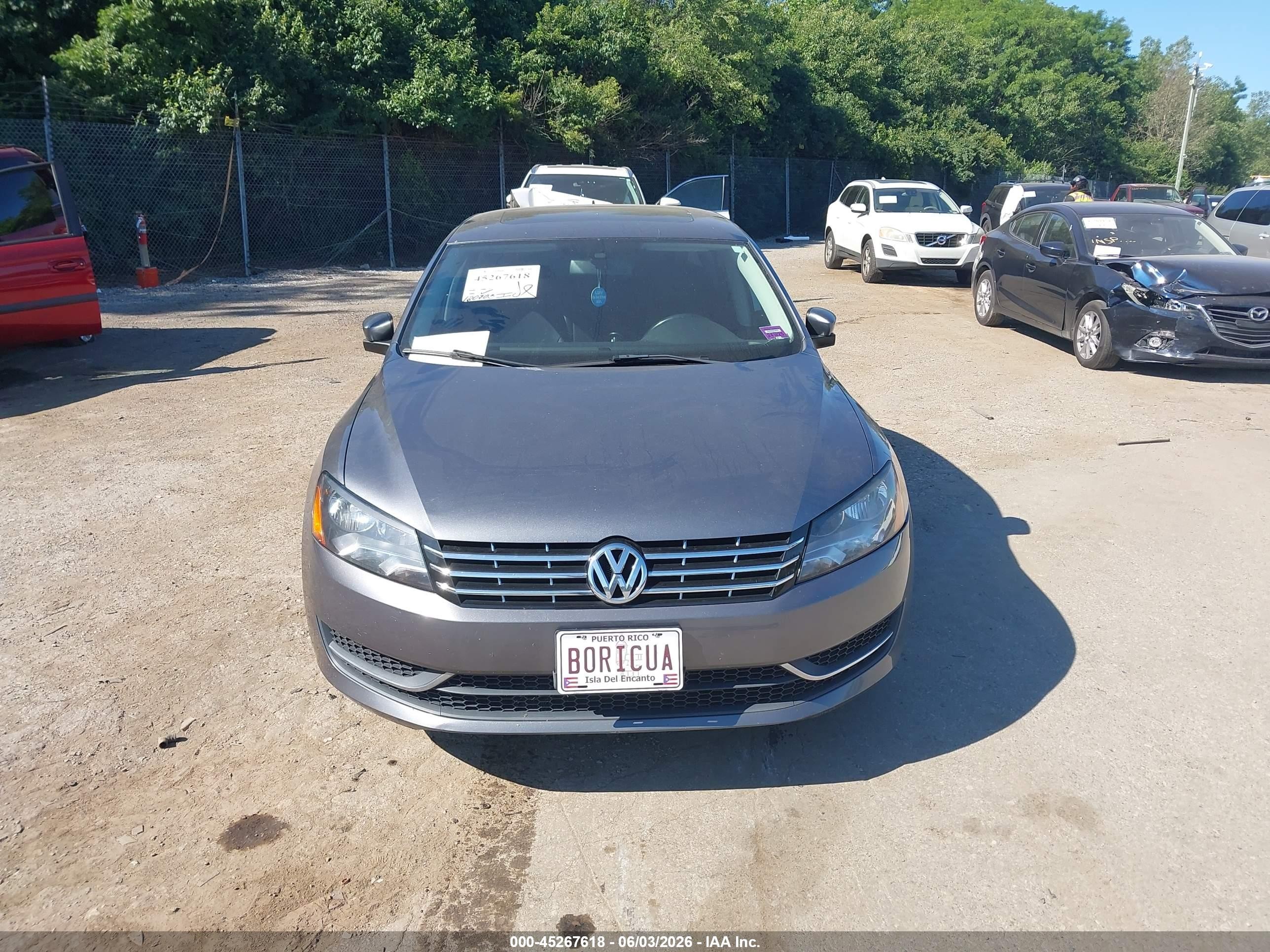 2014 Volkswagen Passat 2.0l Tdi Se Gray vin: 1VWBN7A30EC106768
