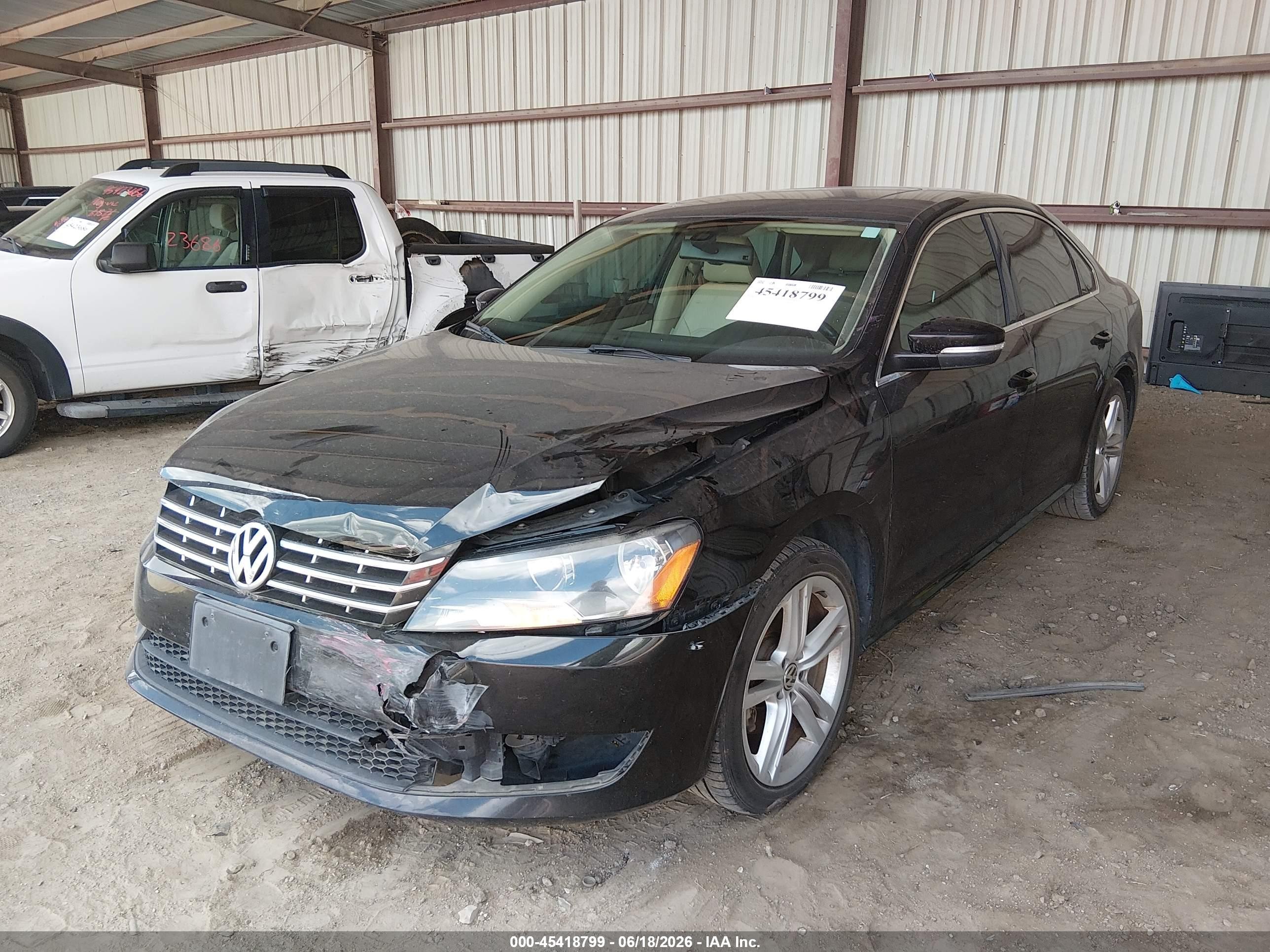 2014 Volkswagen Passat 2.0l Tdi Se Black vin: 1VWBN7A30EC115437