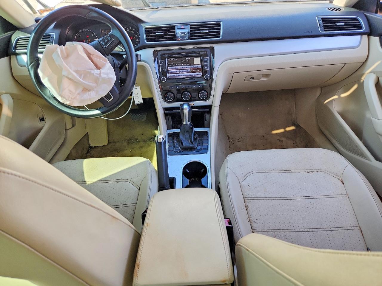 2013 Volkswagen Passat Se Белый vin: 1VWBN7A31DC121858