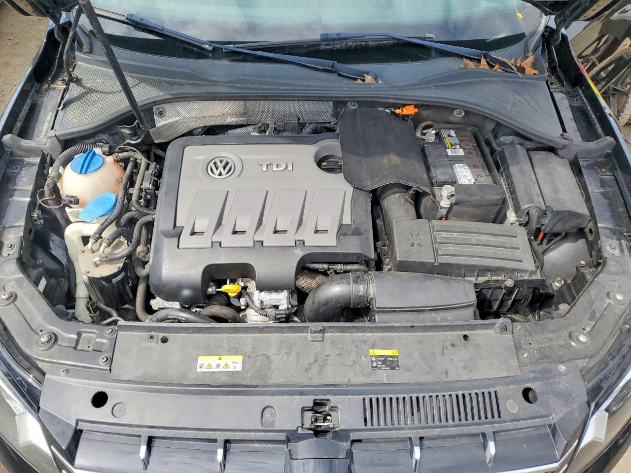 2014 Volkswagen Passat Se Black vin: 1VWBN7A31EC098910