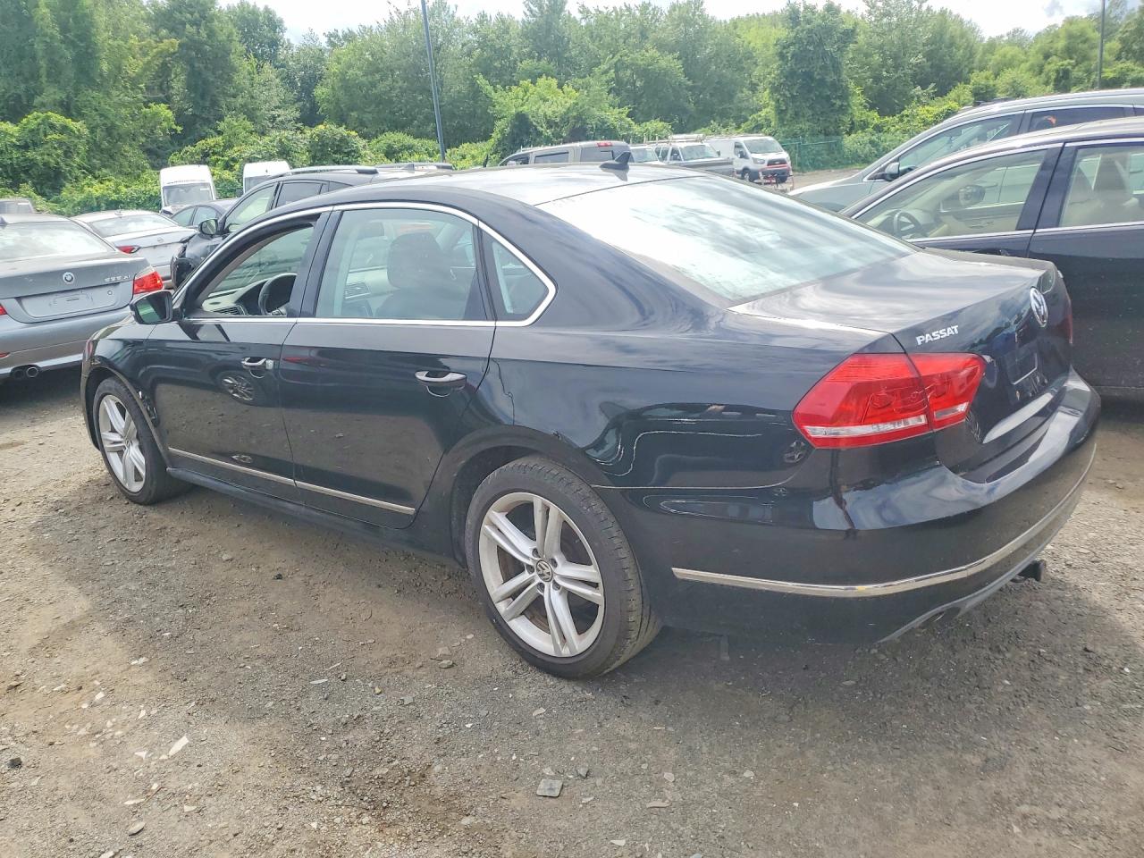 2014 Volkswagen Passat Se Black vin: 1VWBN7A31EC098910