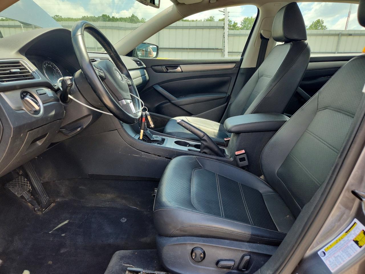 2014 Volkswagen Passat Se Gray vin: 1VWBN7A31EC106410