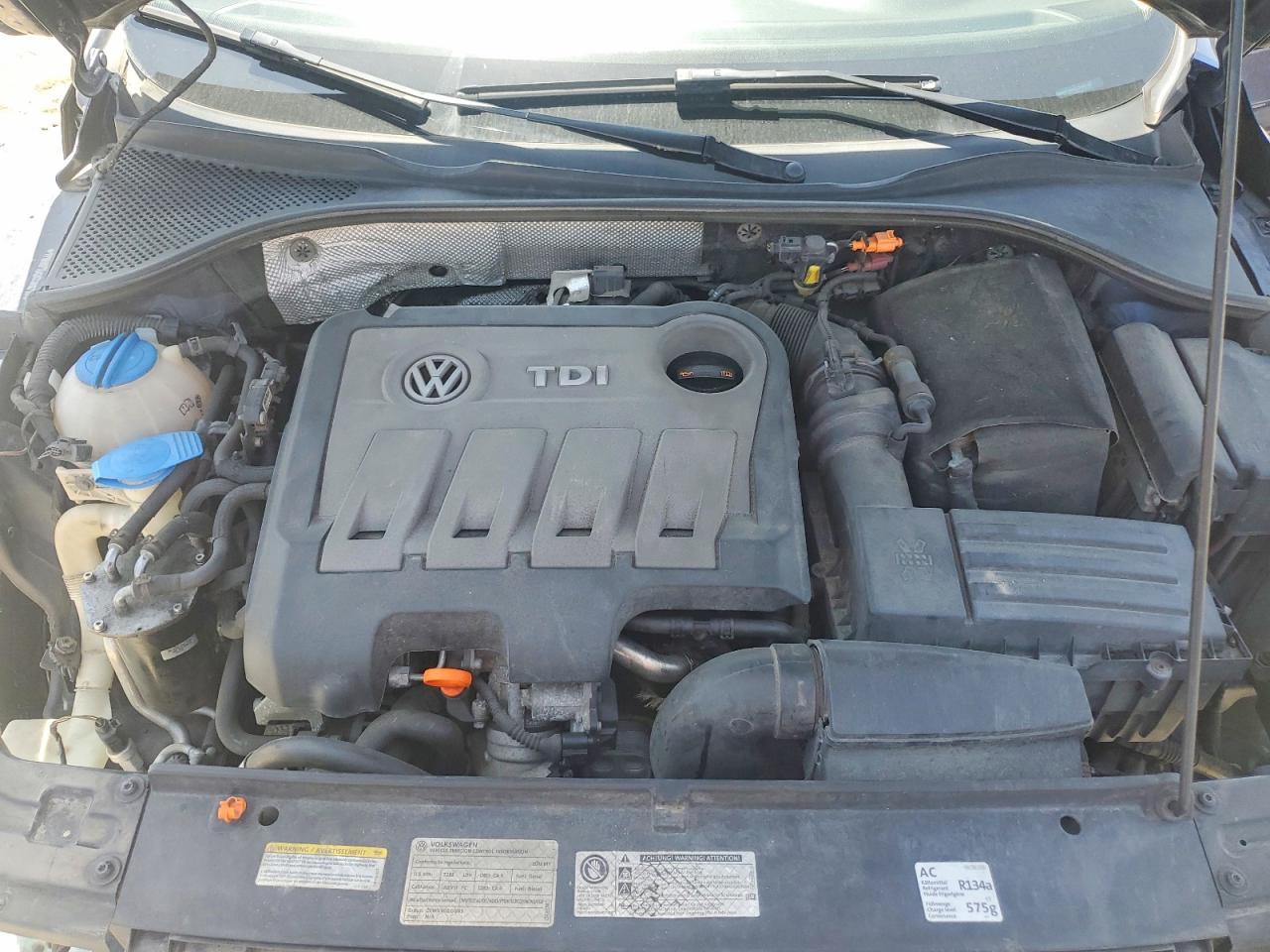 2012 Volkswagen Passat Se Blue vin: 1VWBN7A32CC065783
