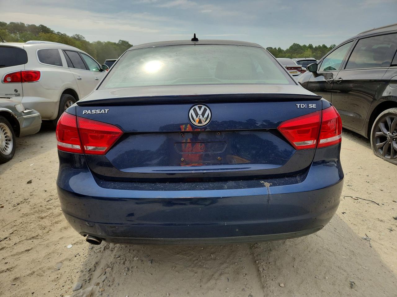 2013 Volkswagen Passat Se Blue vin: 1VWBN7A32DC117236
