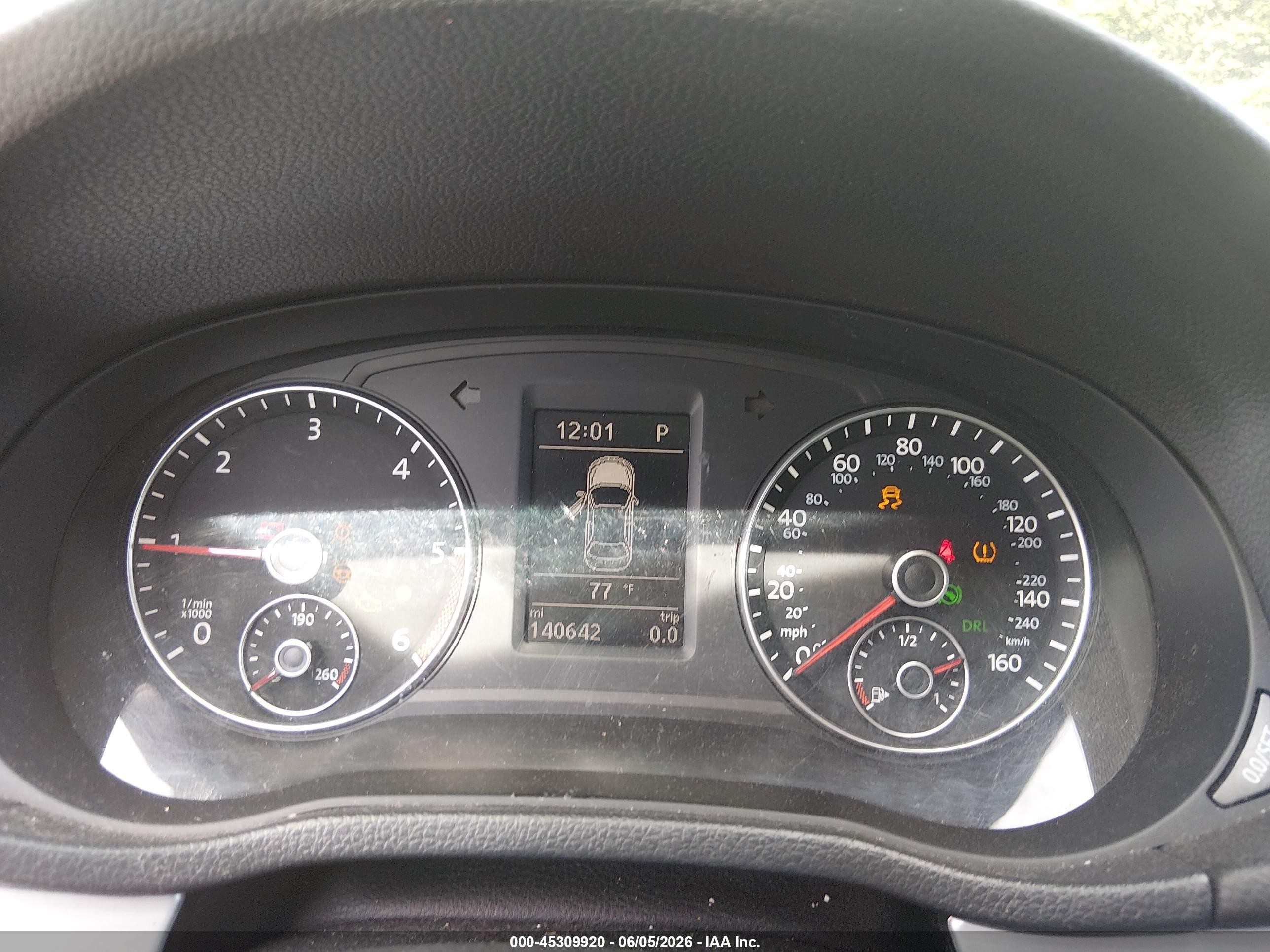 2013 Volkswagen Passat 2.0l Tdi Se Gray vin: 1VWBN7A33DC066491