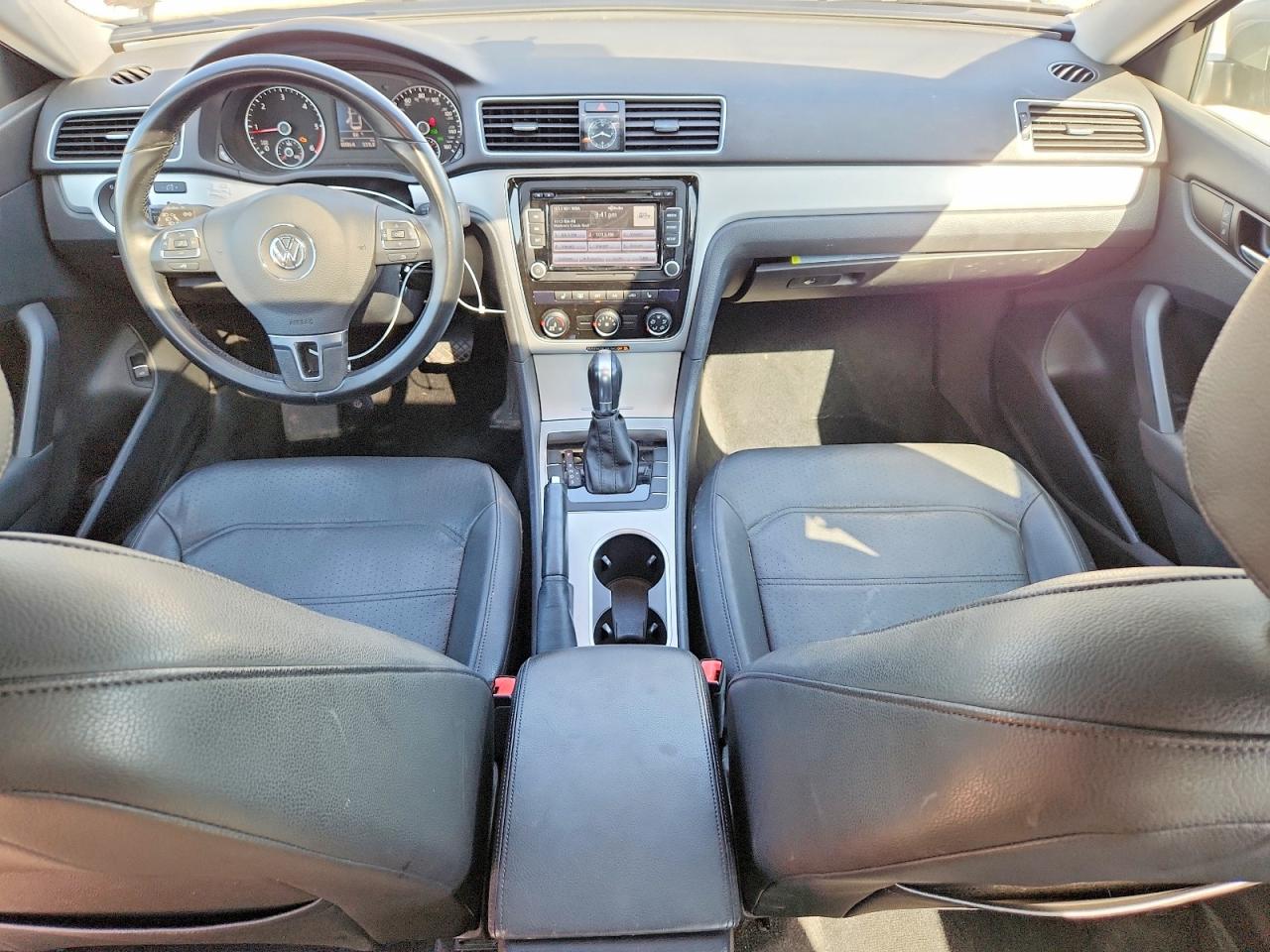 2013 Volkswagen Passat Se Silver vin: 1VWBN7A33DC108321
