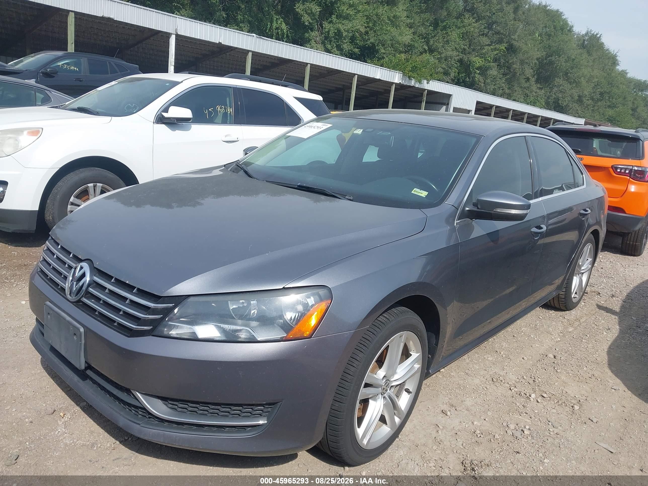 2014 Volkswagen Passat 2.0l Tdi Se Gray vin: 1VWBN7A33EC081137