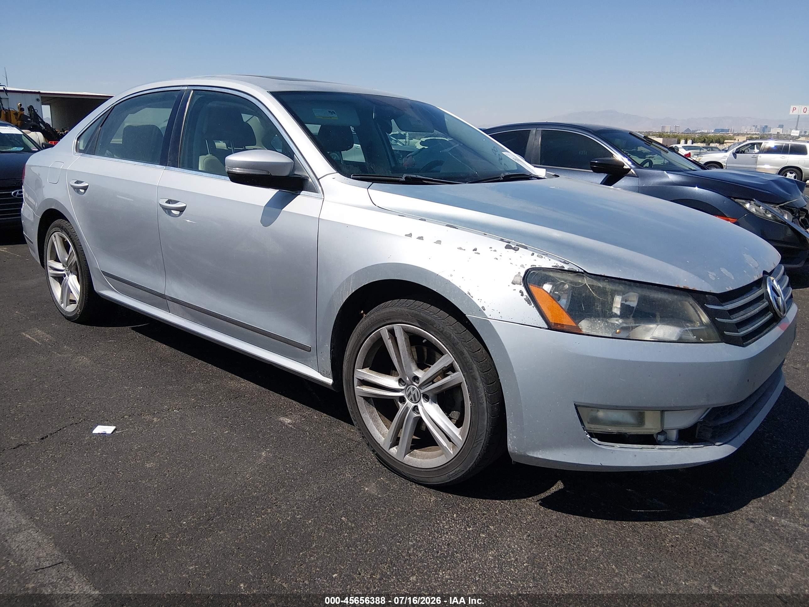2014 Volkswagen Passat 2.0l Tdi Se Silver vin: 1VWBN7A33EC098360