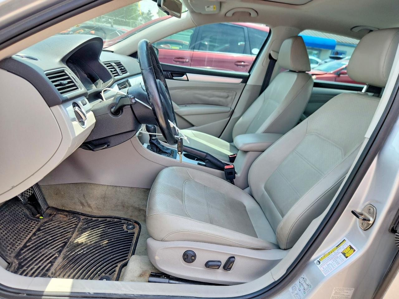 2013 Volkswagen Passat Se Silver vin: 1VWBN7A34DC014092