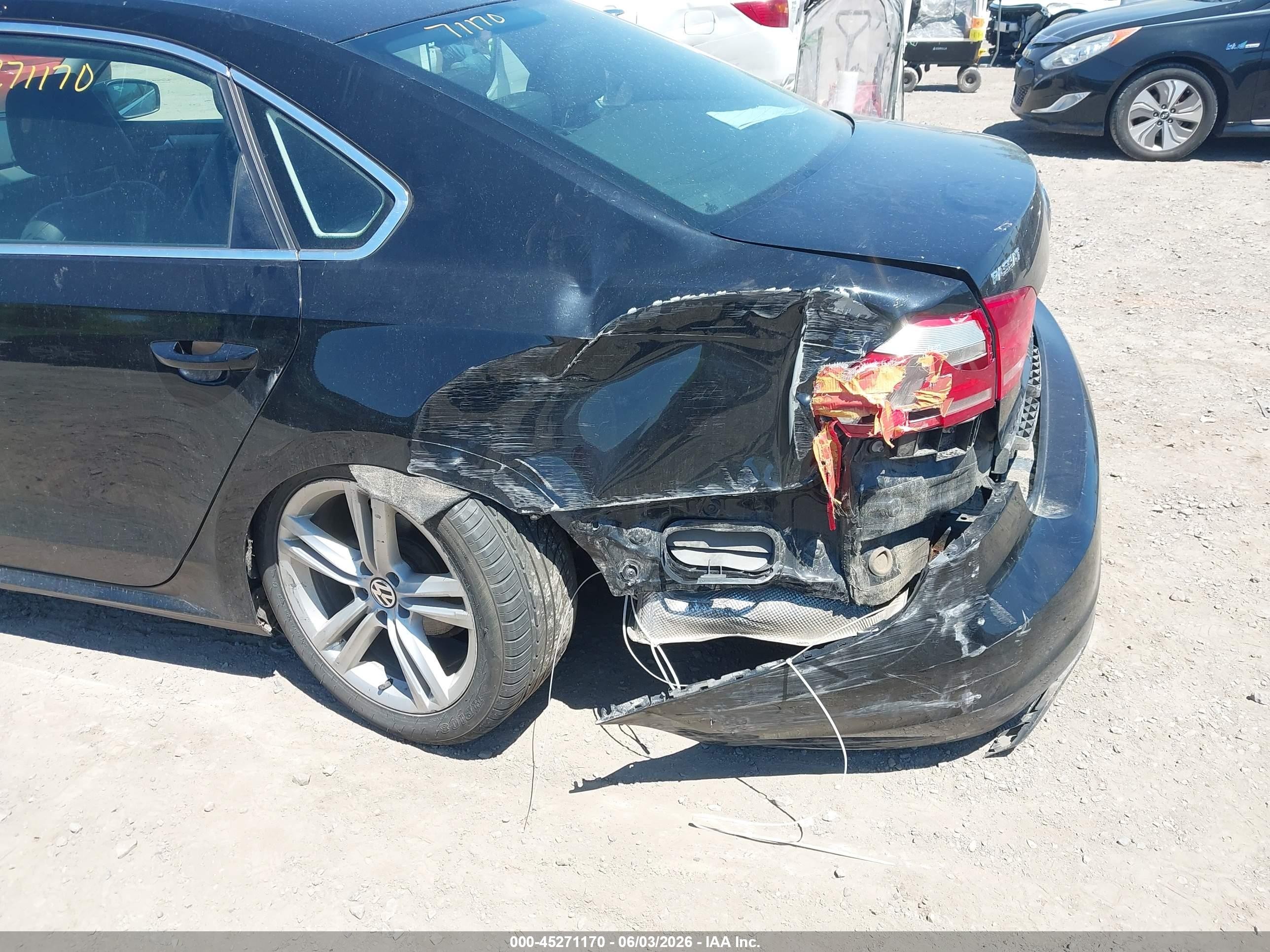2014 Volkswagen Passat 2.0l Tdi Se Черный vin: 1VWBN7A34EC023487
