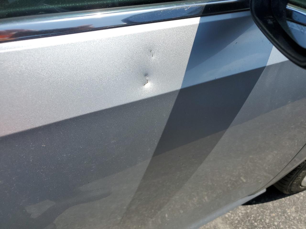 2014 Volkswagen Passat Se Silver vin: 1VWBN7A34EC024462 Damage: Right Front Door, Dent(S) W/ Paint Dmg, 3 To 4 Inches