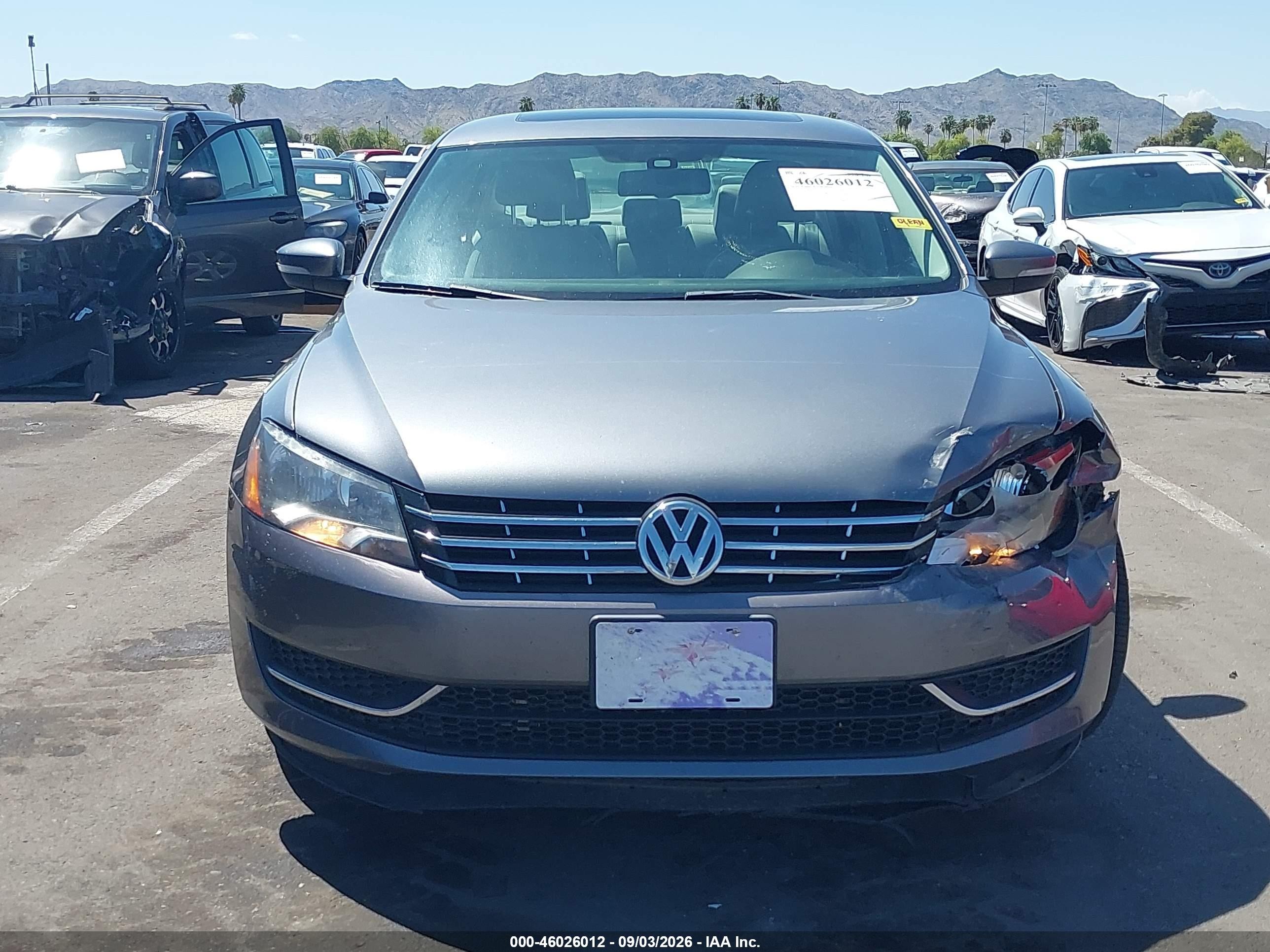 2014 Volkswagen Passat 2.0l Tdi Se Gray vin: 1VWBN7A34EC075573