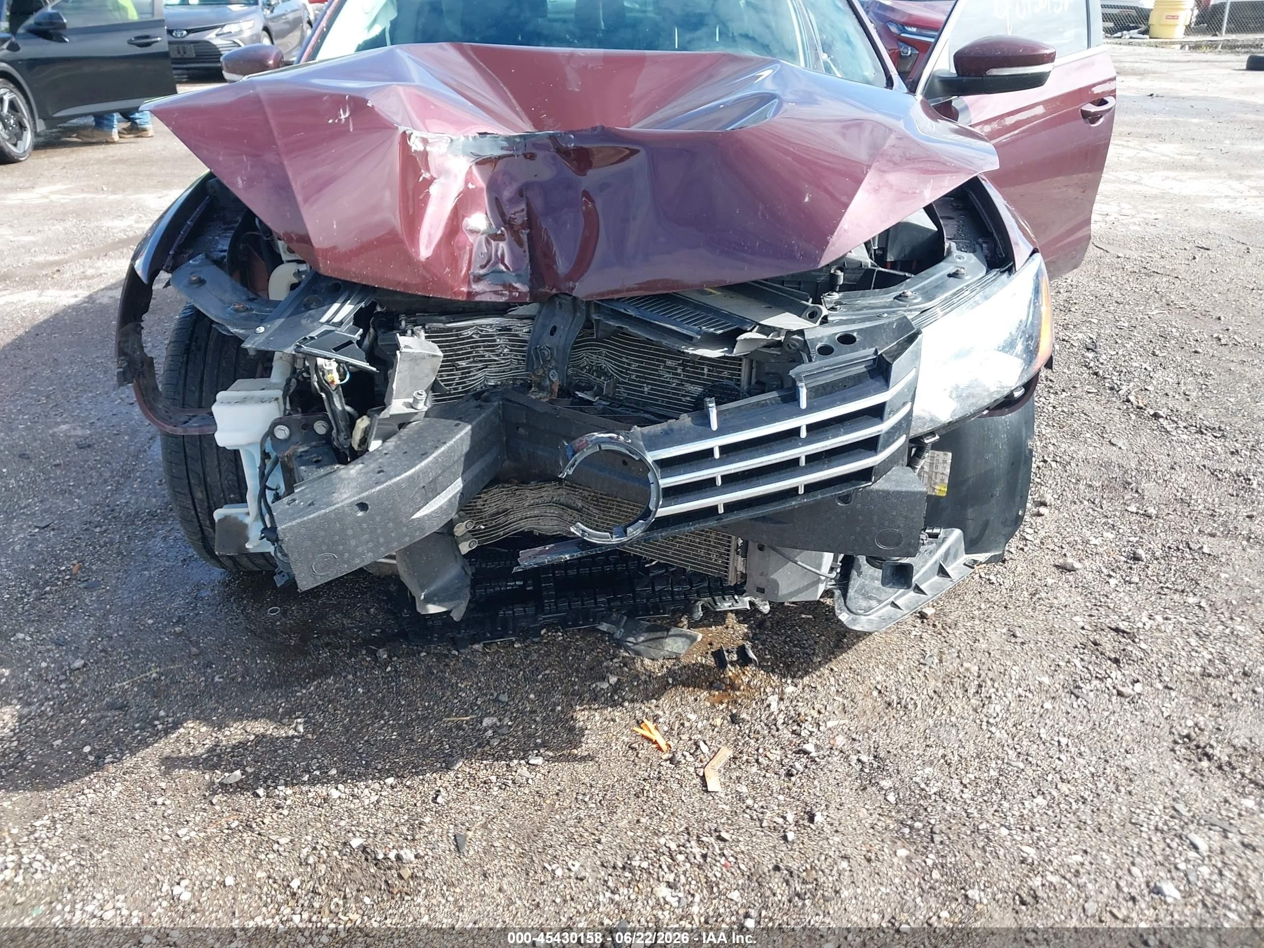 2014 Volkswagen Passat 2.0l Tdi Se Burgundy vin: 1VWBN7A34EC099632